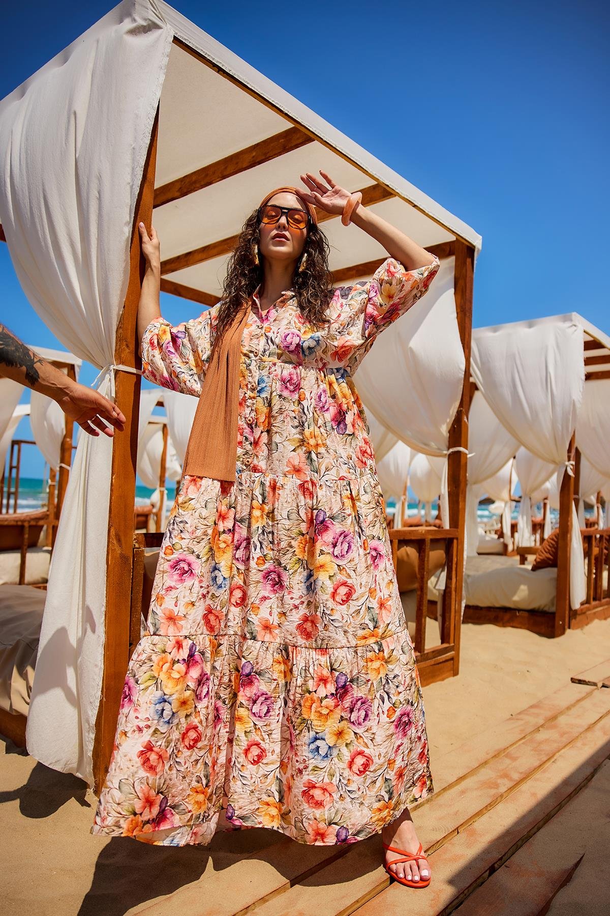 Karışık Çiçek Desen Elbise Krem