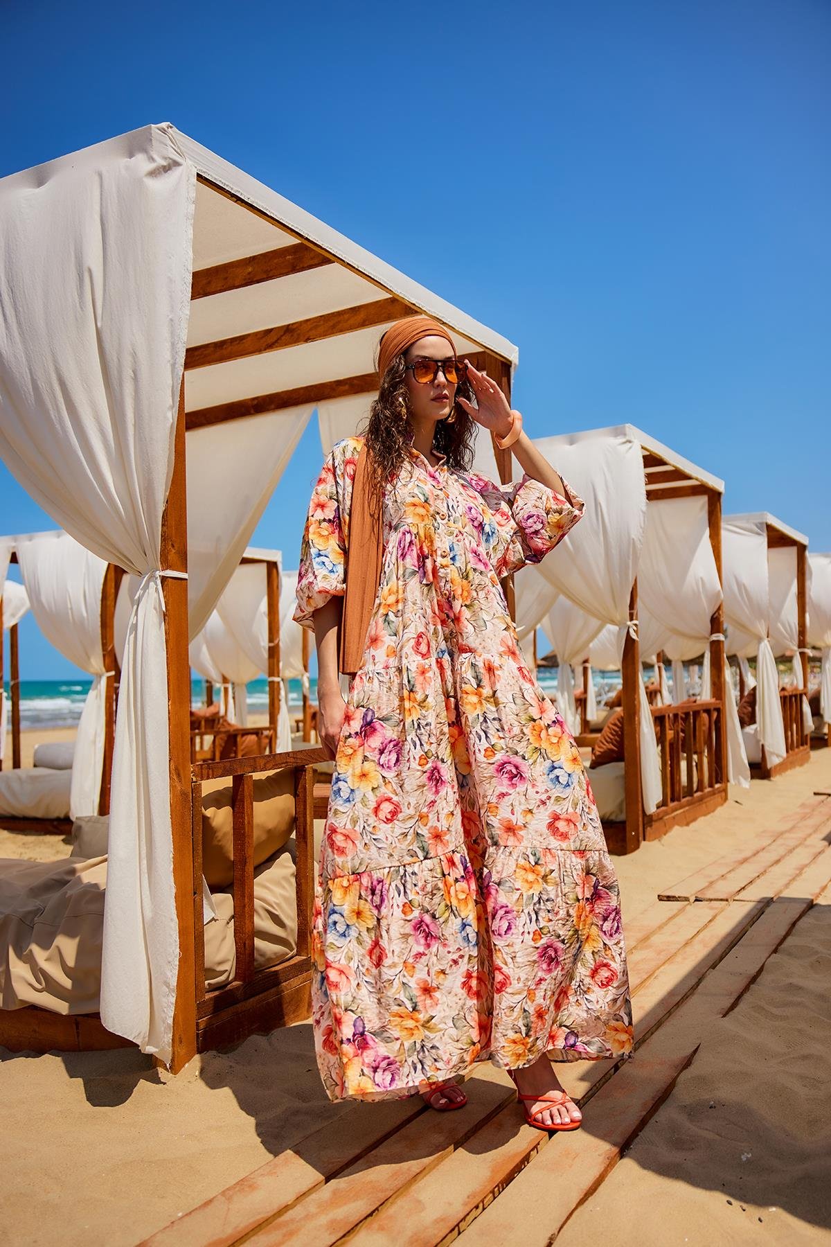 Karışık Çiçek Desen Elbise Krem