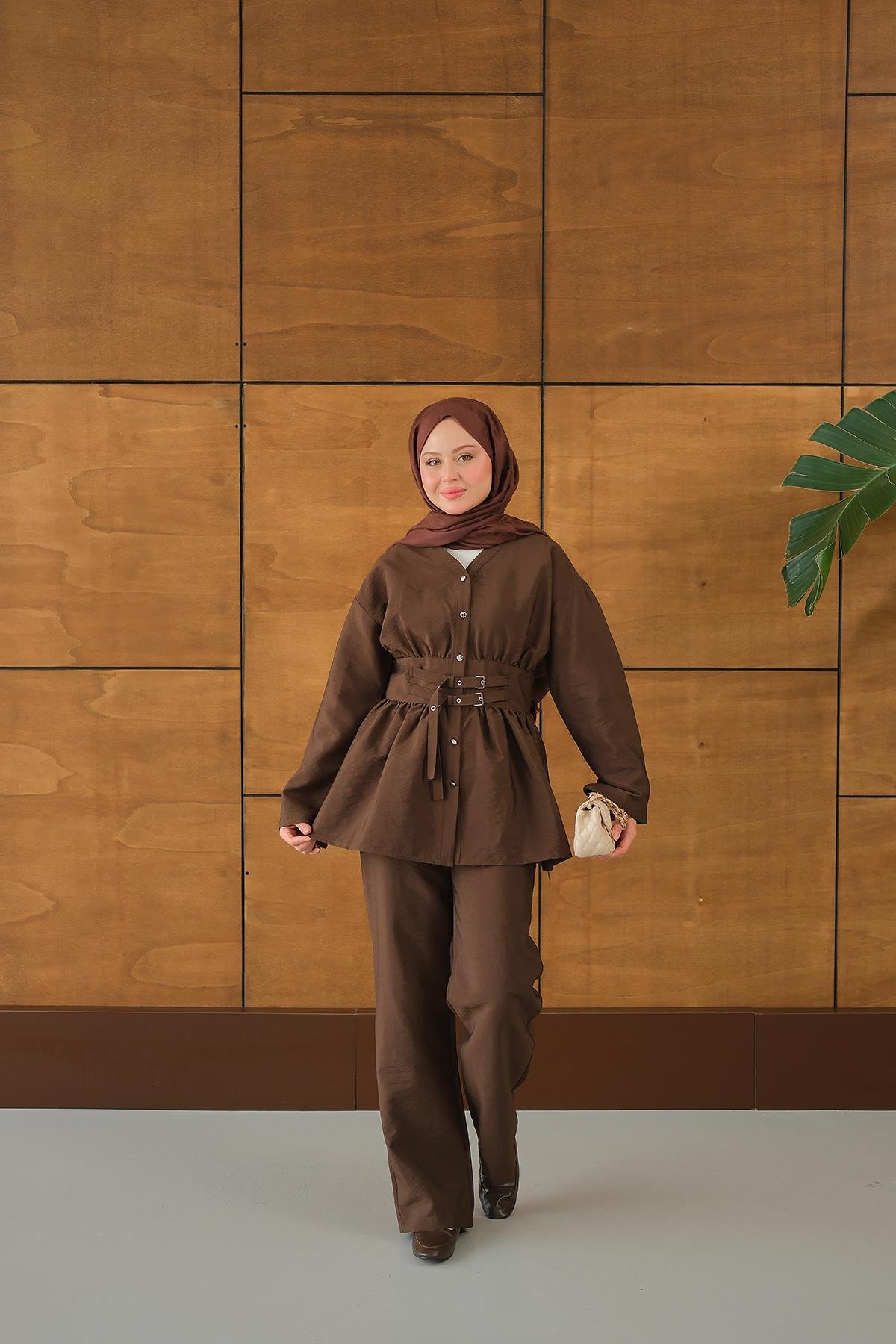 Kemer Detay İkili Takım Kahverengi