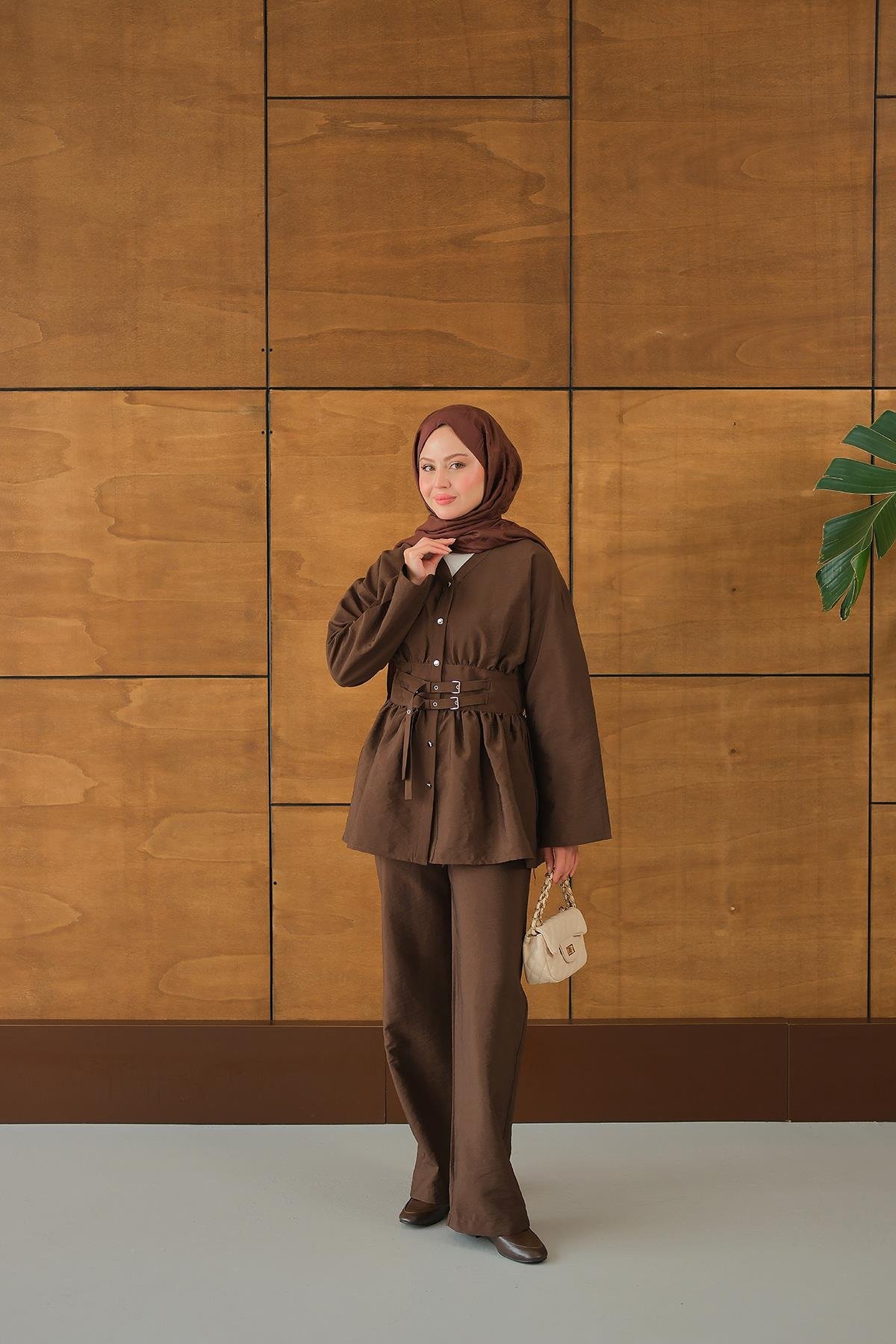 Kemer Detay İkili Takım Kahverengi