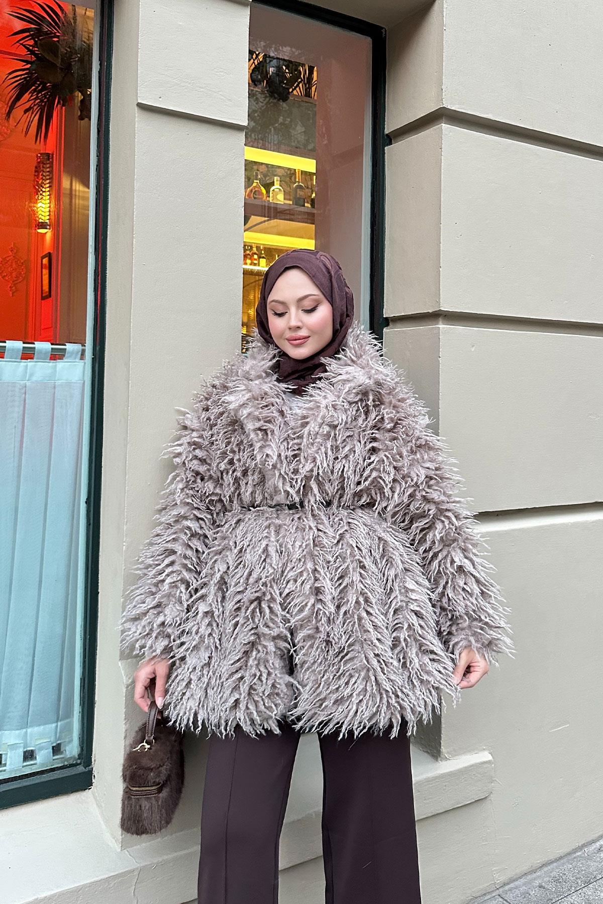 Kemer Detay Kısa Kürk Kaban Taş