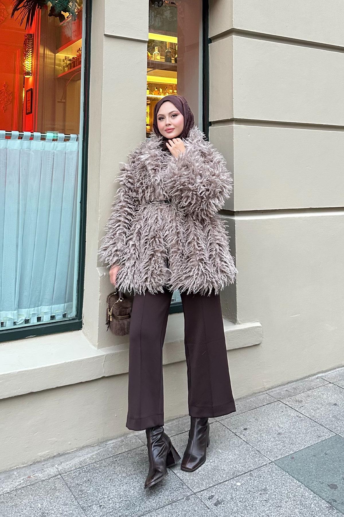 Kemer Detay Kısa Kürk Kaban Taş