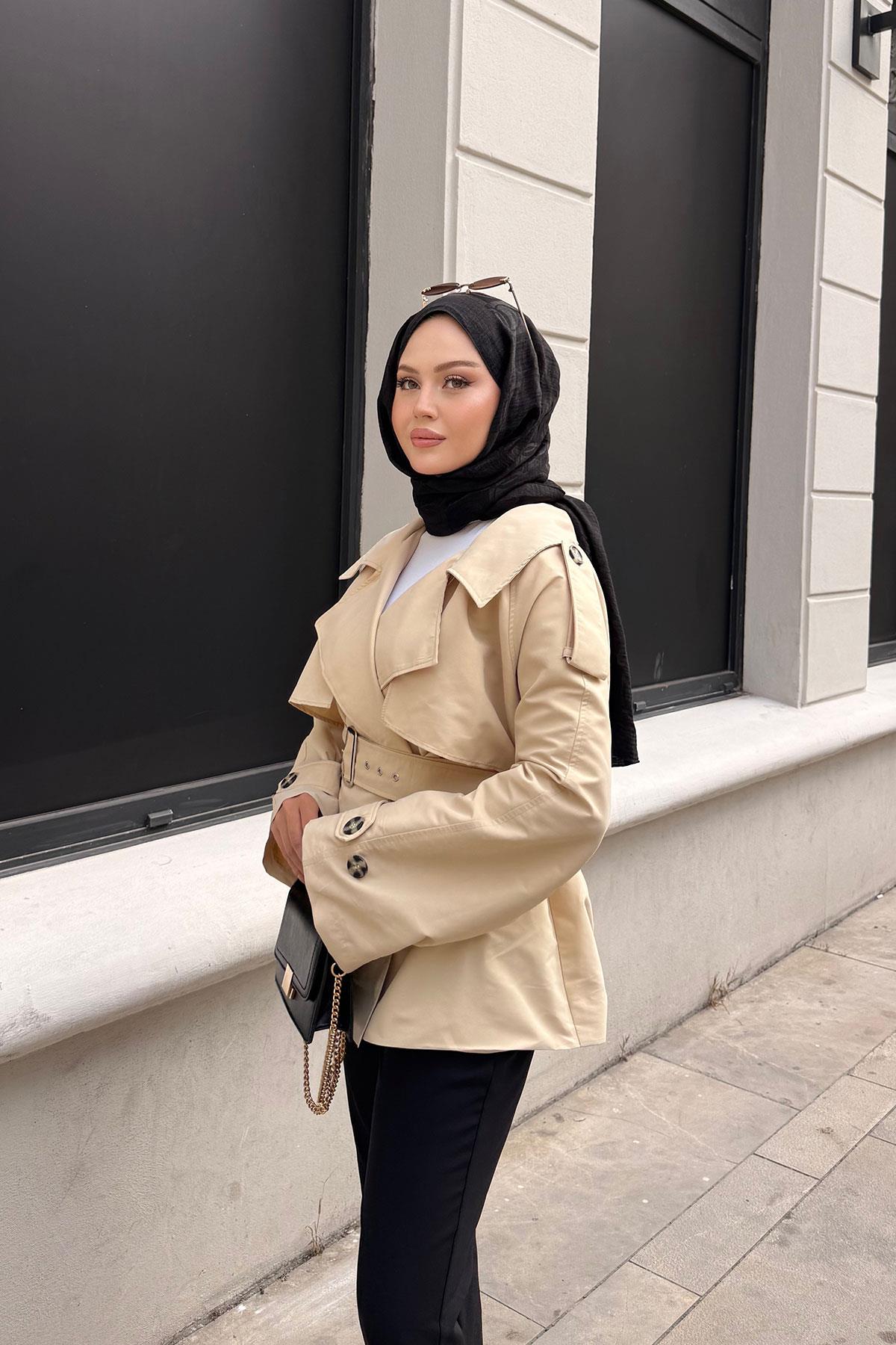 Kemer Detay Kısa Trenç Krem