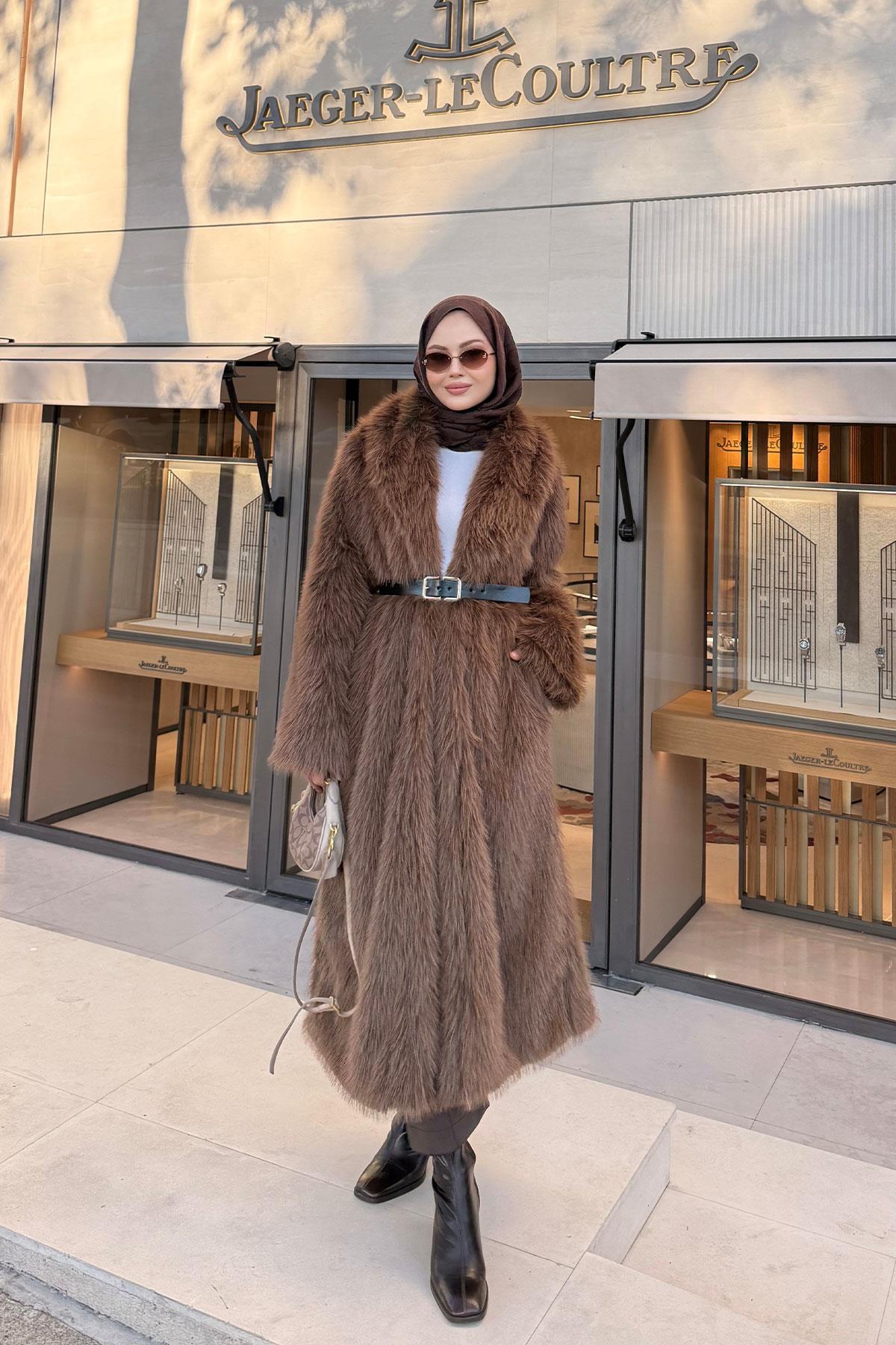 Kemer Detay Kürk Kaban Kahverengi