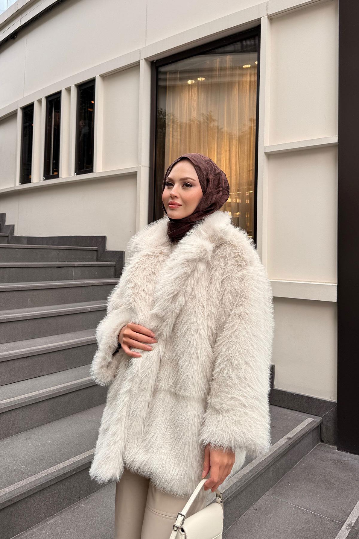 Kemer Detaylı Kürk Kaban Taş