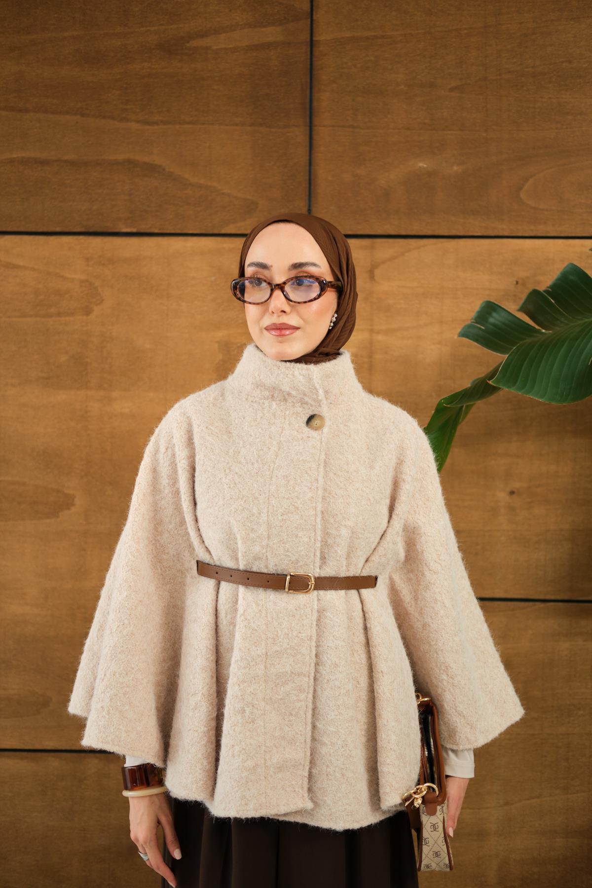 Kemer Detaylı Panço Krem