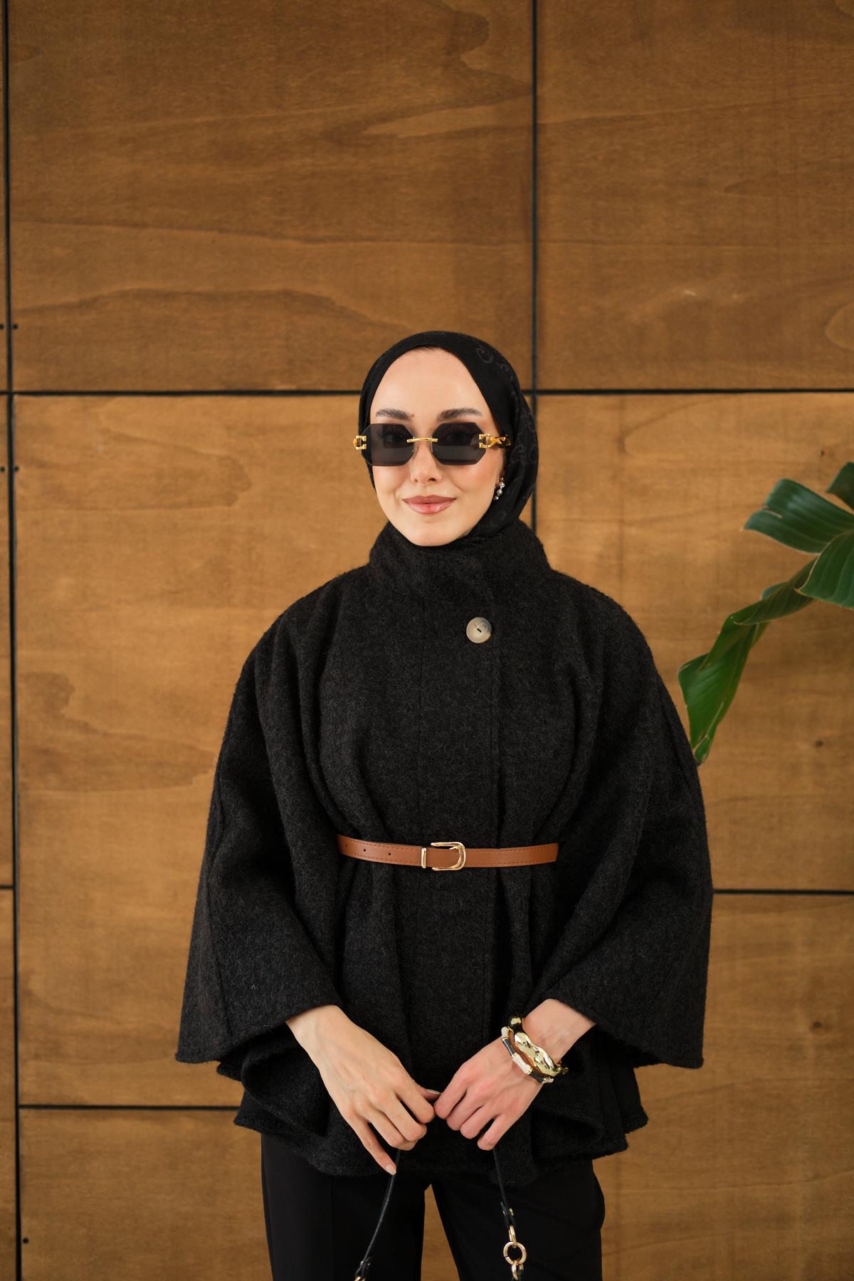 Kemer Detaylı Panço Siyah