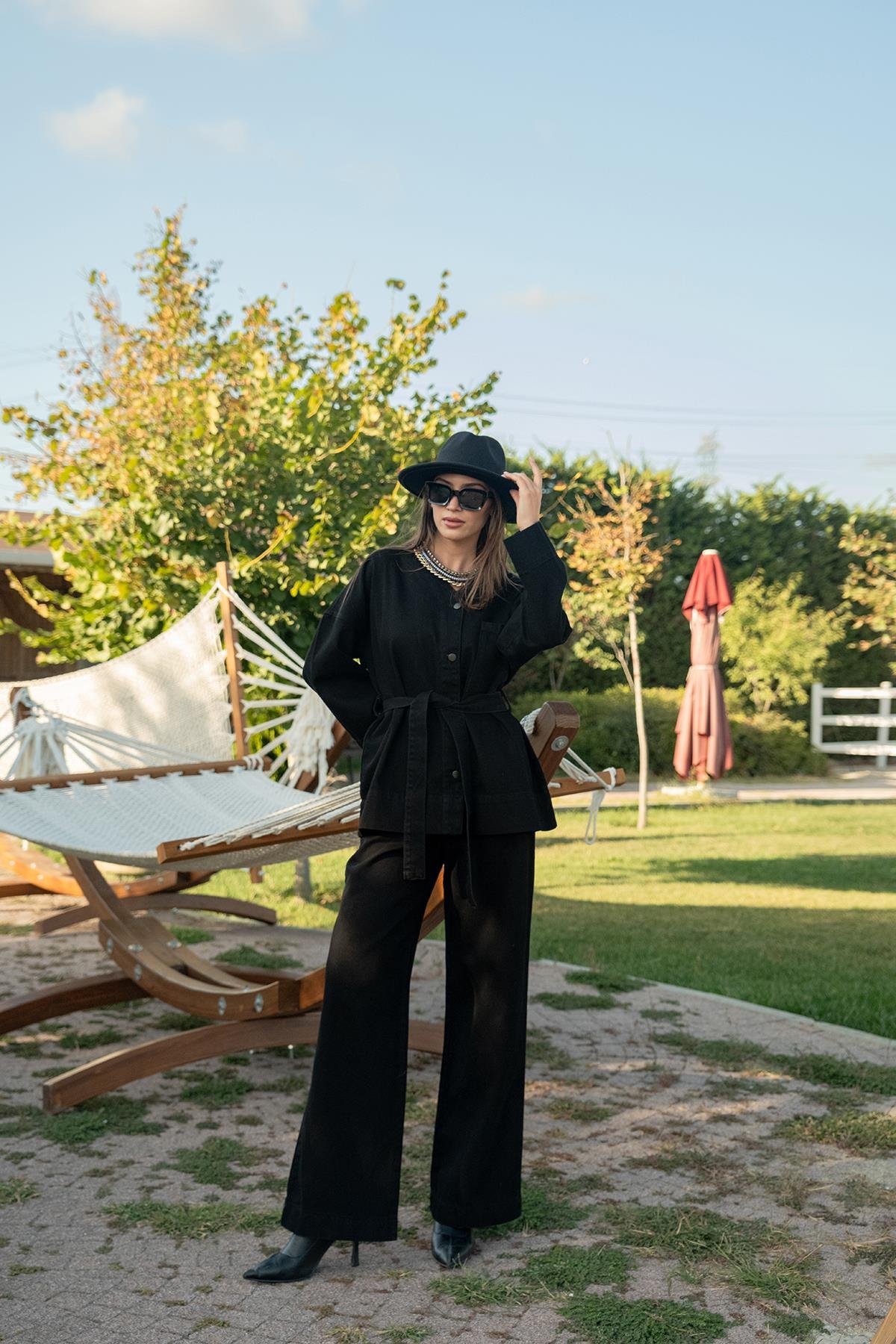 Kemerli Kot Takım Siyah