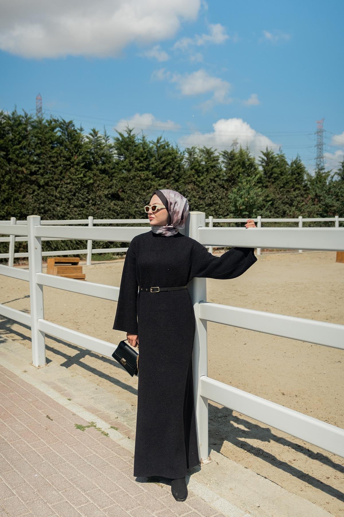 Kemerli Triko Elbise Siyah