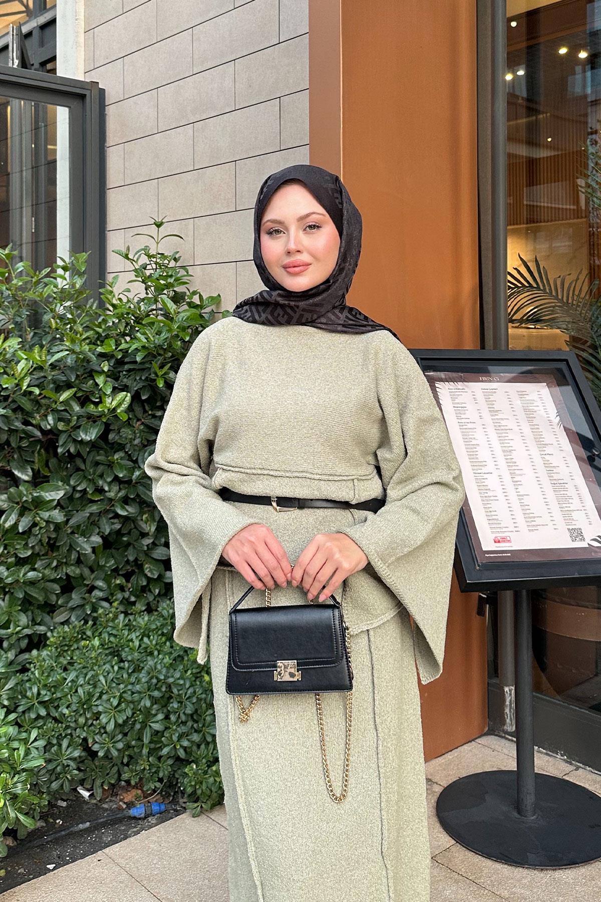 Kendinden Desenli Kraş Elbise Yeşil