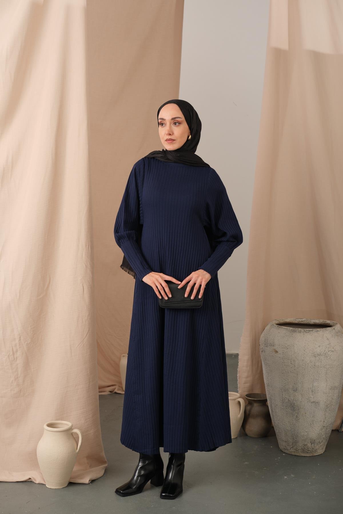 Kendinden Desenli Triko Elbise Lacivert