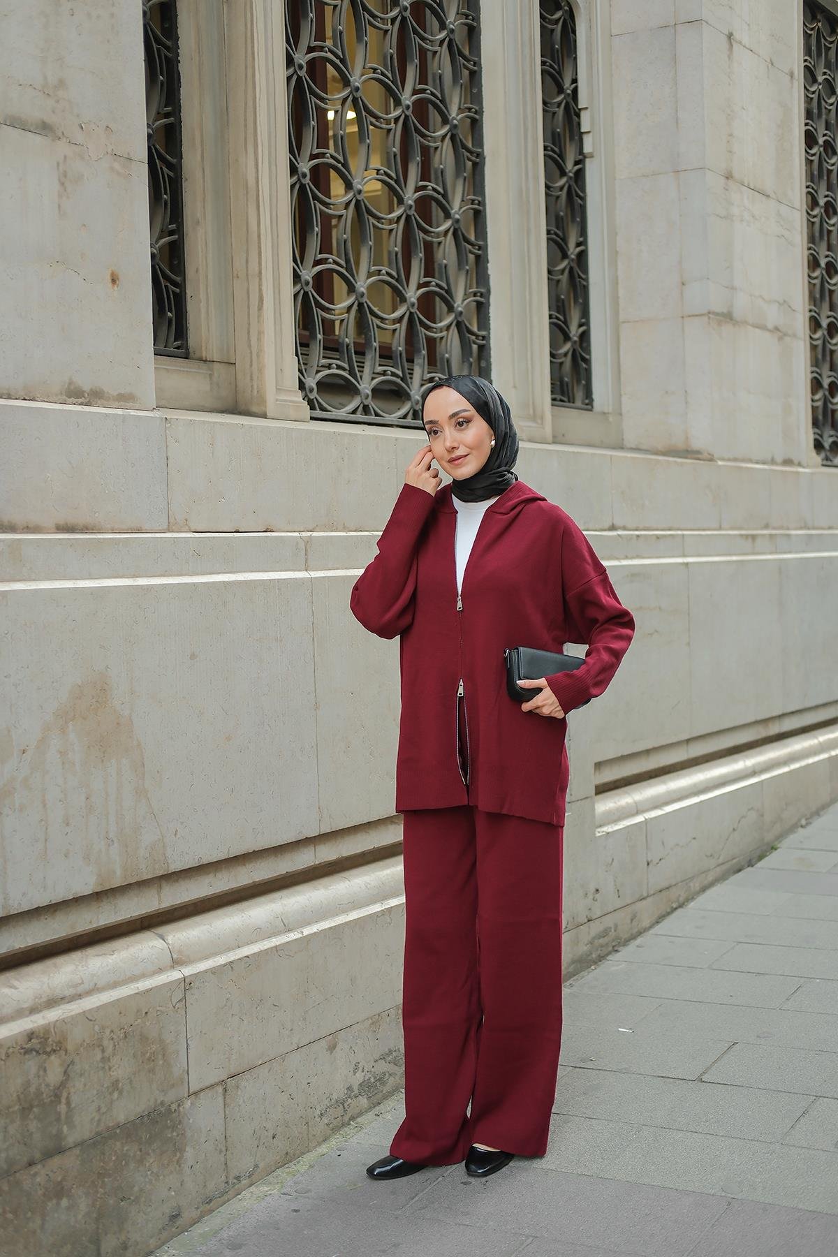 Kendinden Desenli Triko Takım Bordo