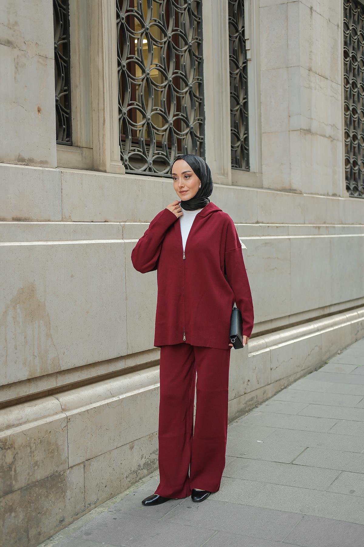 Kendinden Desenli Triko Takım Bordo