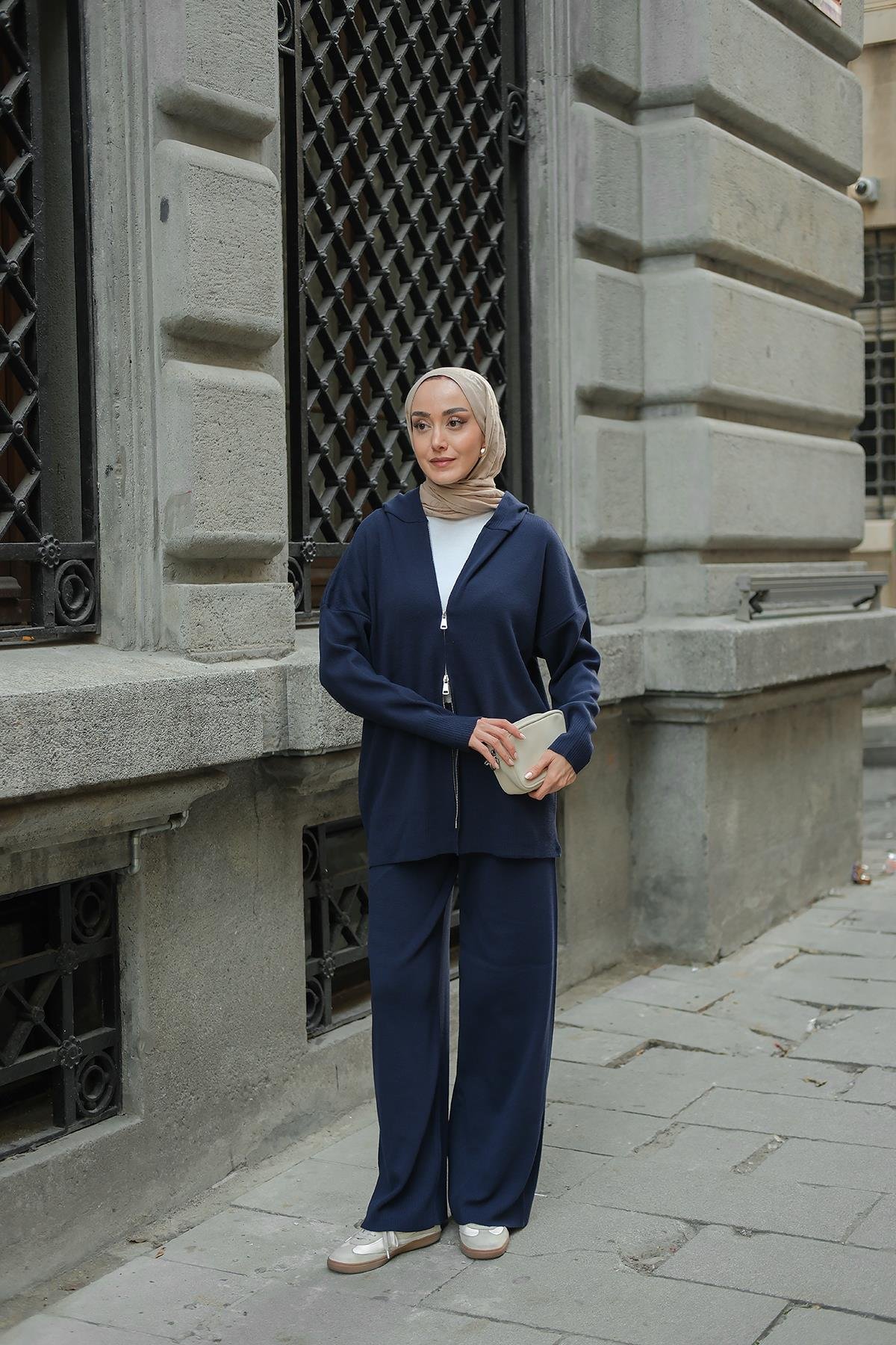 Kendinden Desenli Triko Takım Lacivert