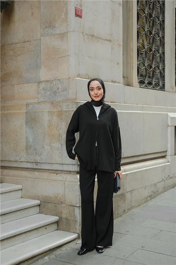 Kendinden Desenli Triko Takım Siyah