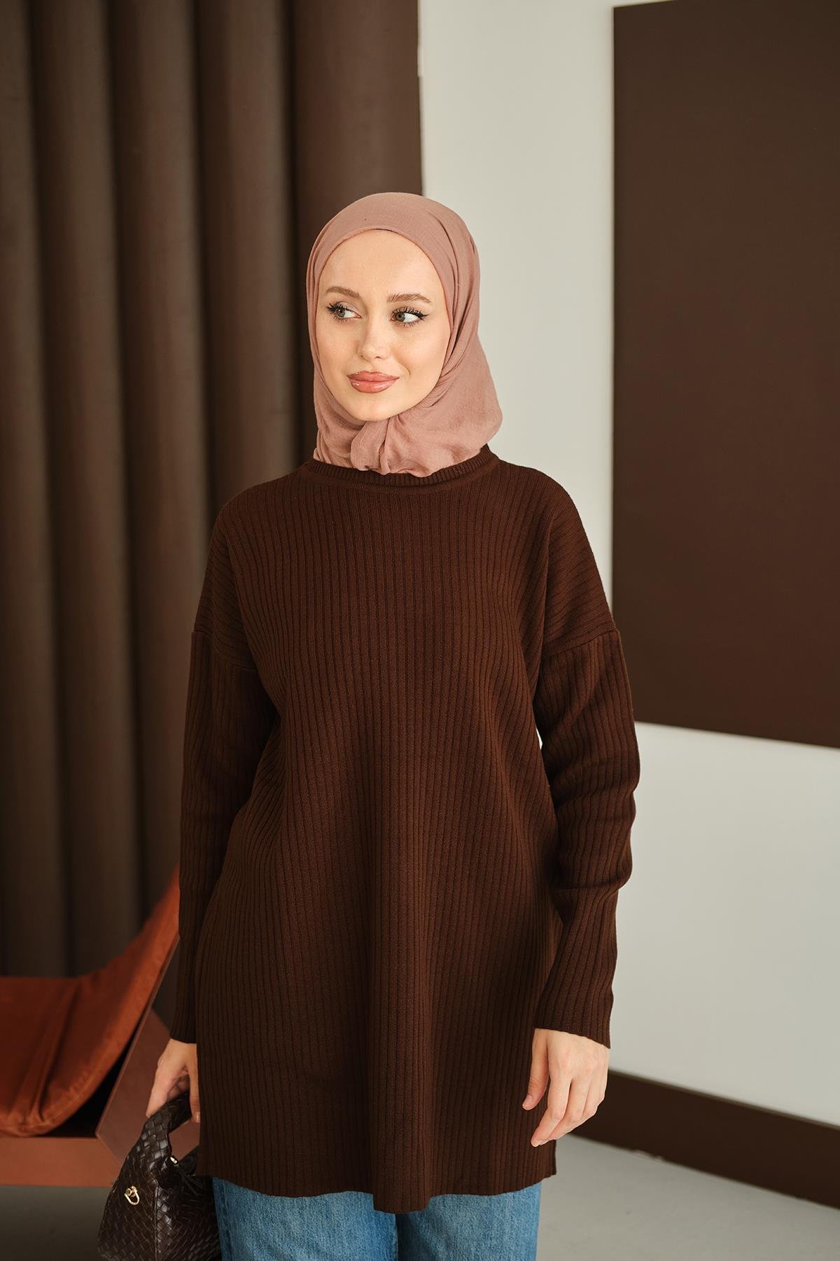 Kendinden Desenli Triko Tunik Kahverengi