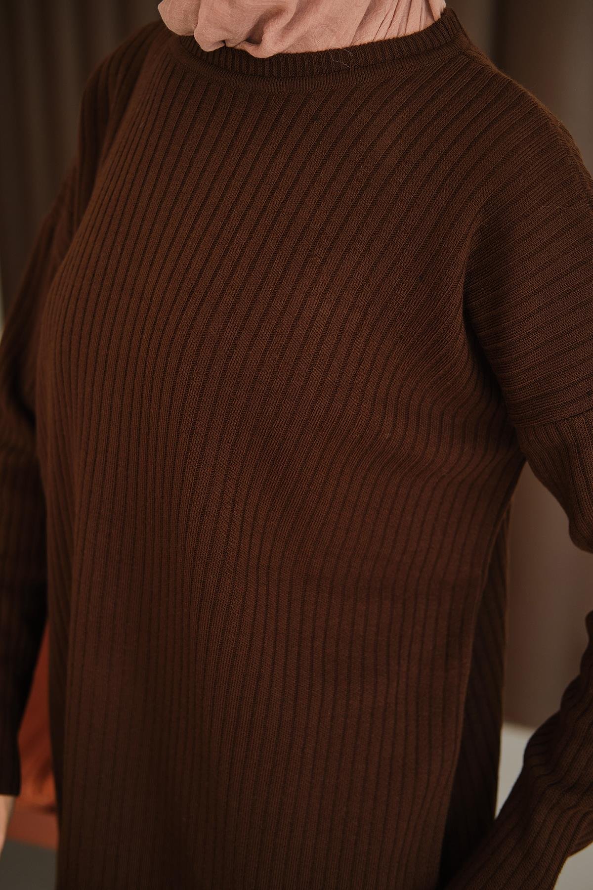 Kendinden Desenli Triko Tunik Kahverengi