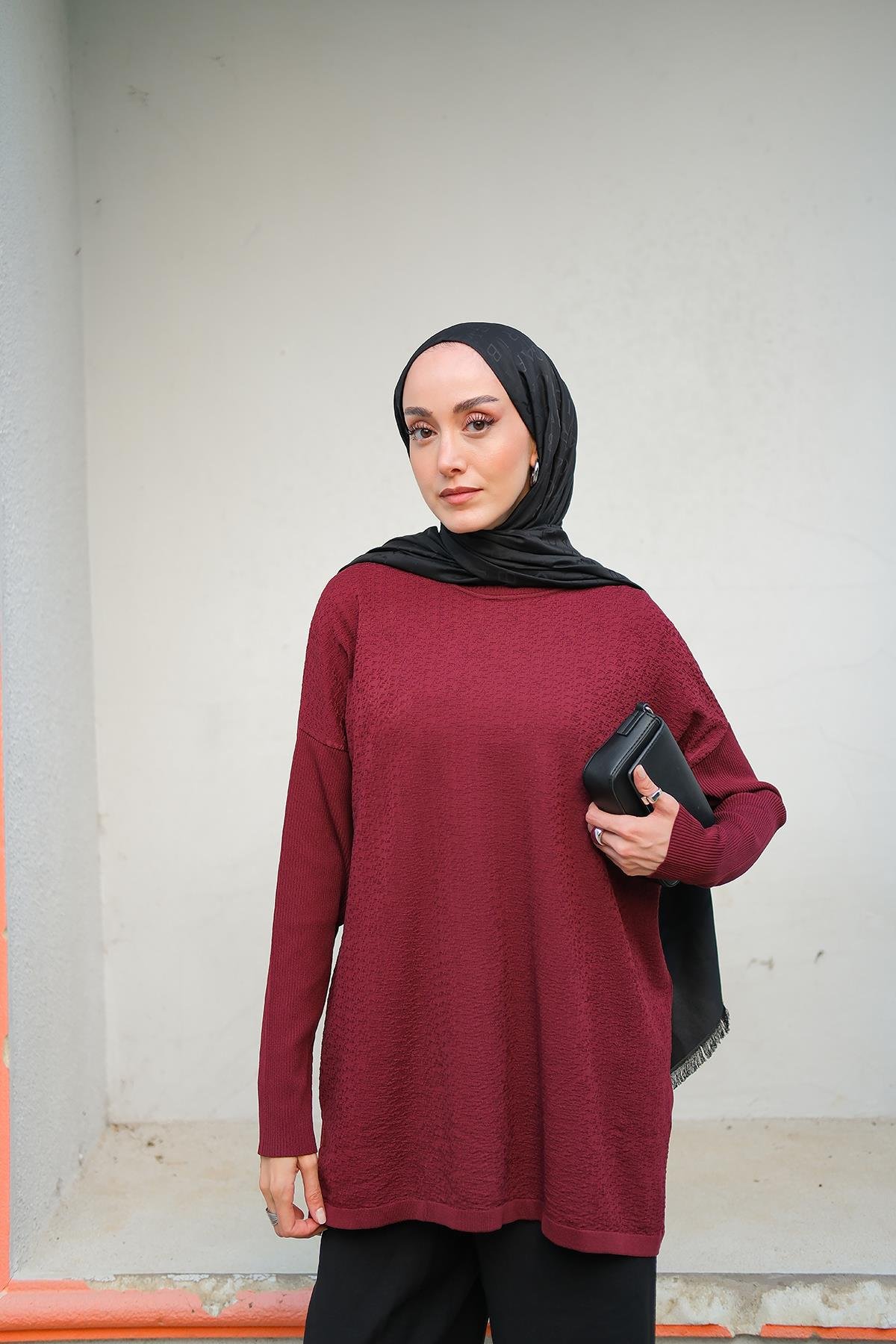 Kendinden Desenli Tunik Bordo