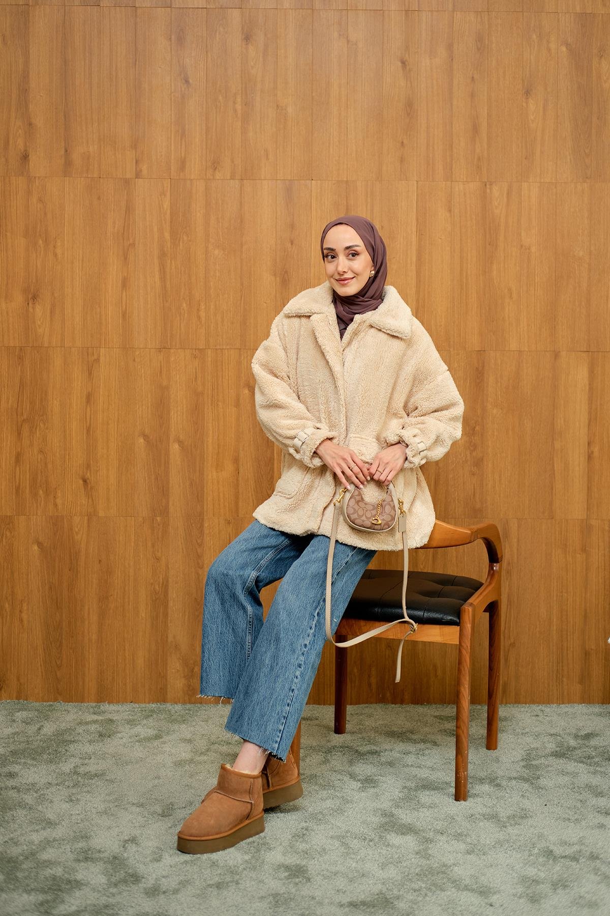 Kol Kemerli Peluş Astarlı Mont  Vizon