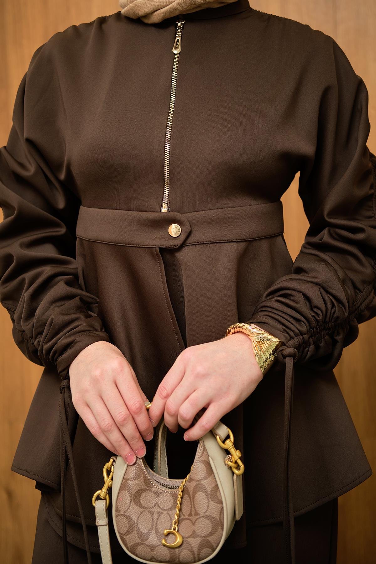 Kol Tünelli Beli Kemerli Takım Kahverengi