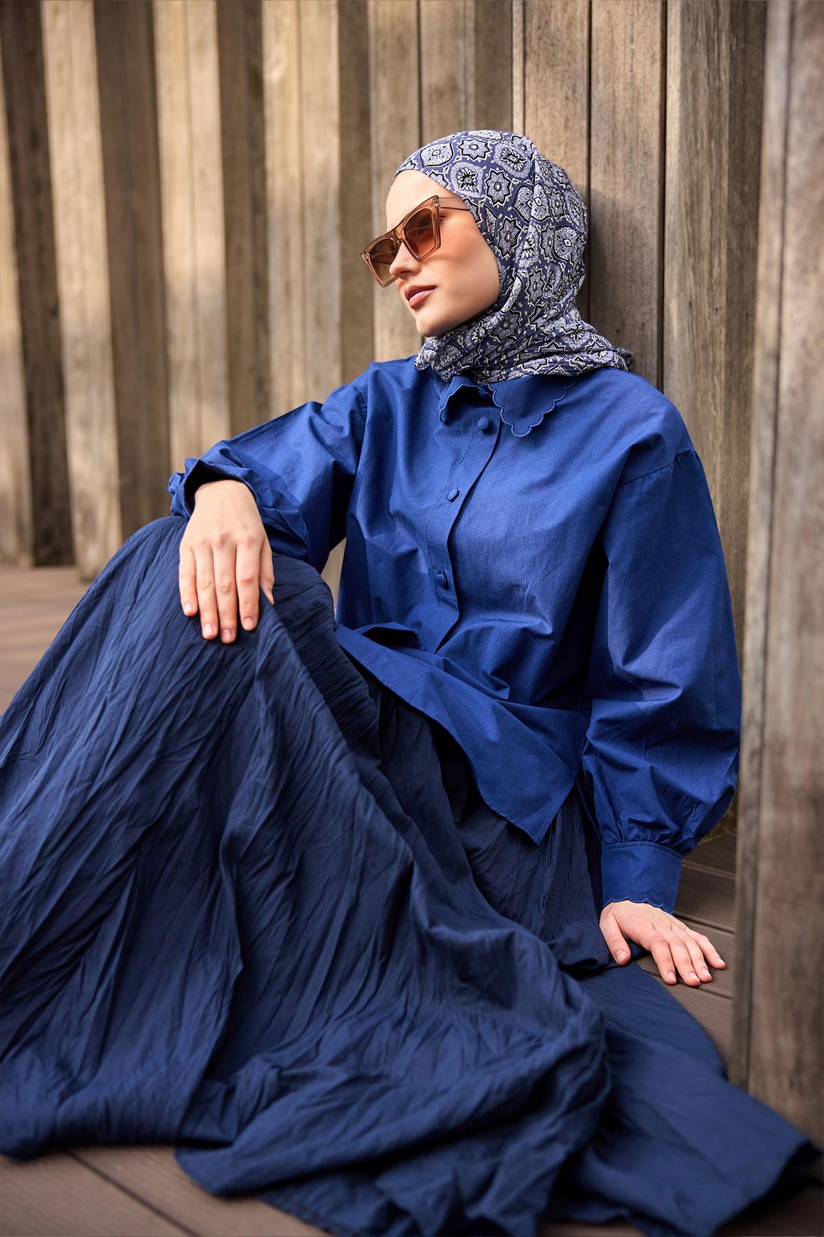 Kol Ve Nakış İşlemeli Gömlek Lacivert