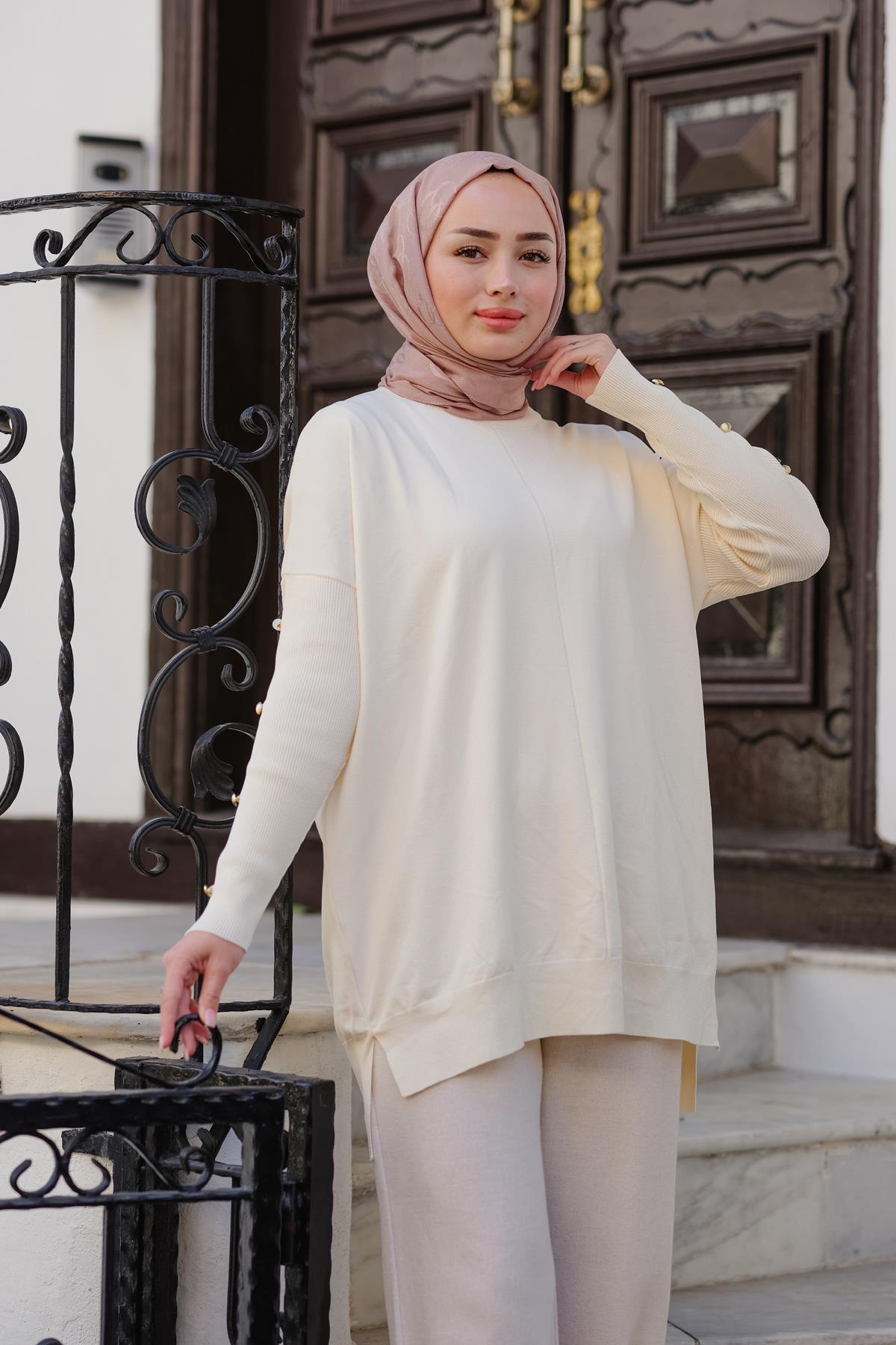 Kolları Düğme Detaylı Tunik Bej