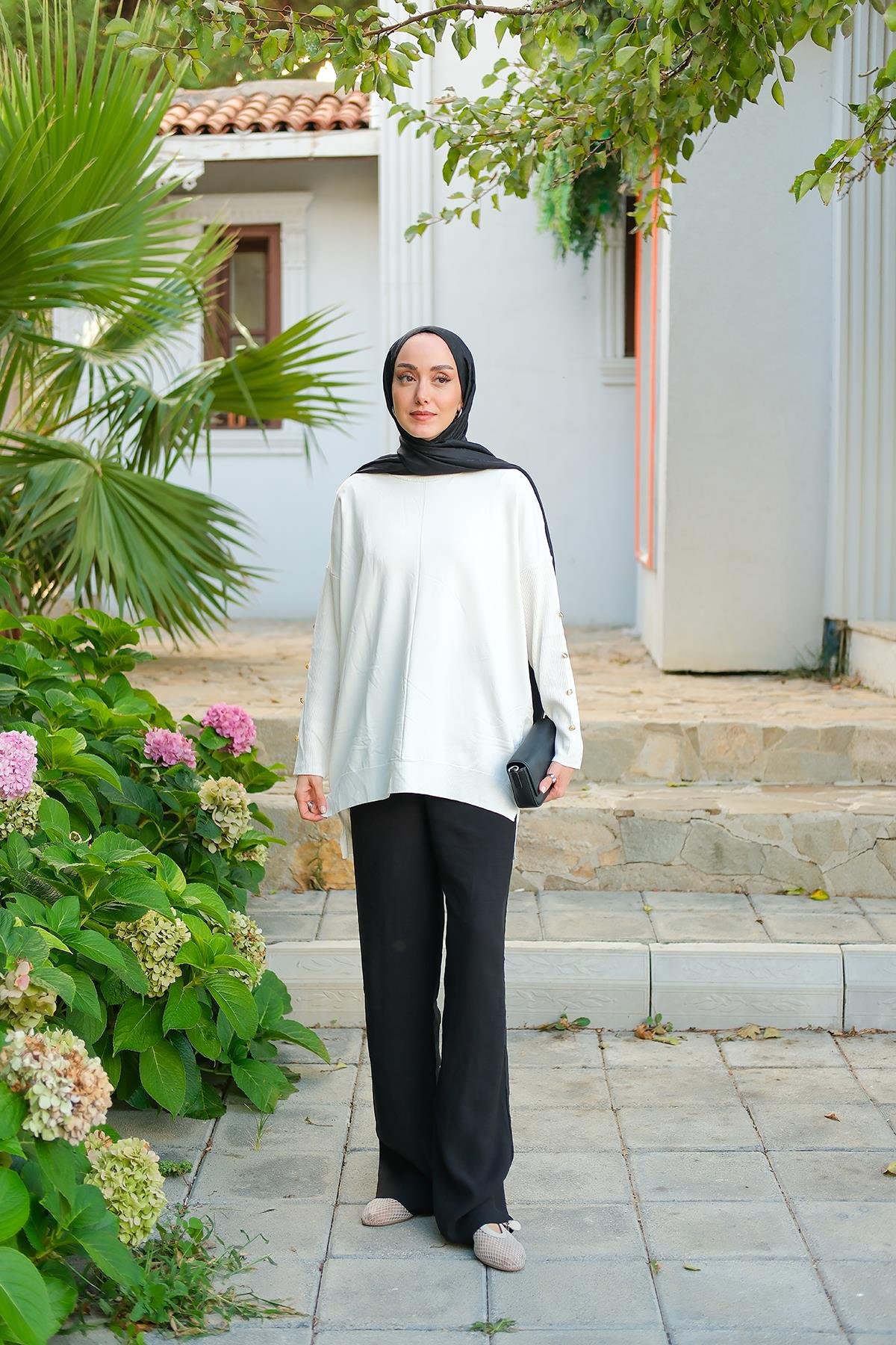 Kolları Düğme Detaylı Tunik Ekru