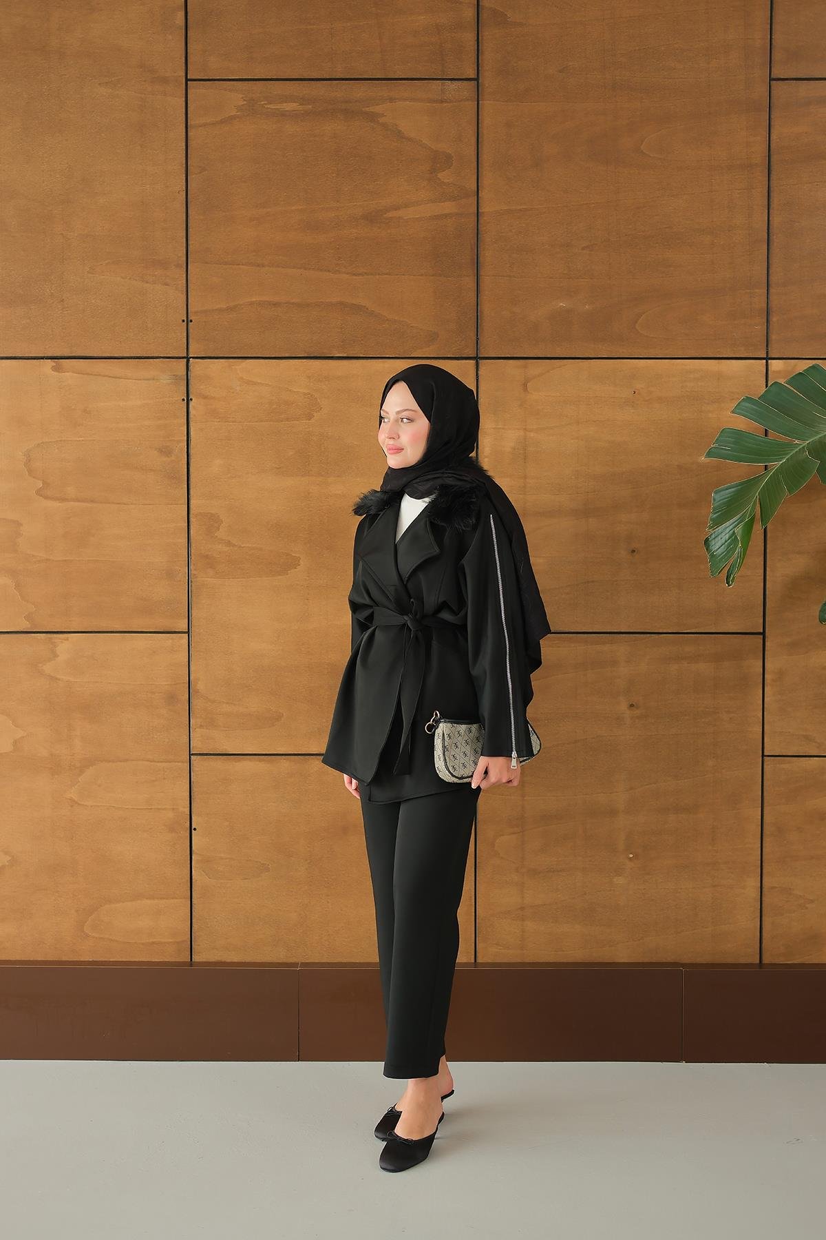 Kolları Fermuar Detay Takım Siyah