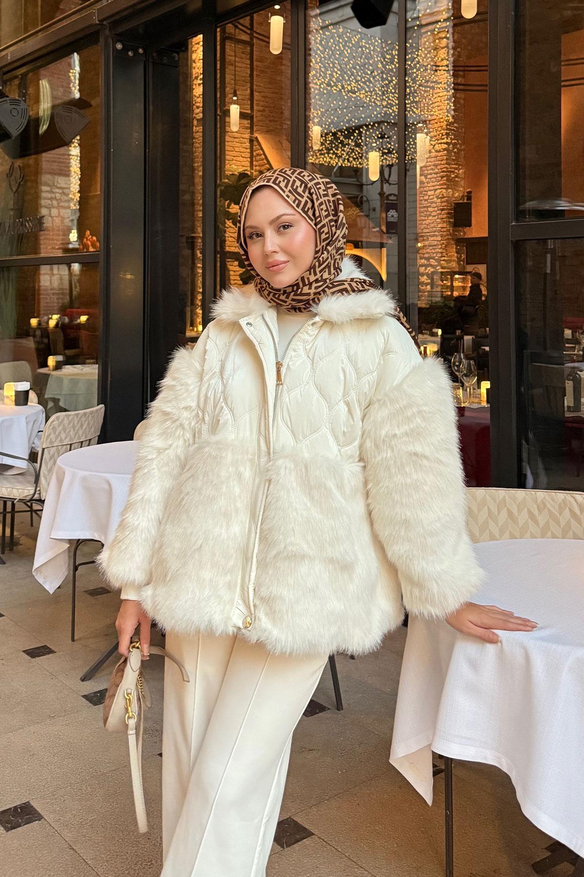 Kolları Peluş Detay Mont Beyaz