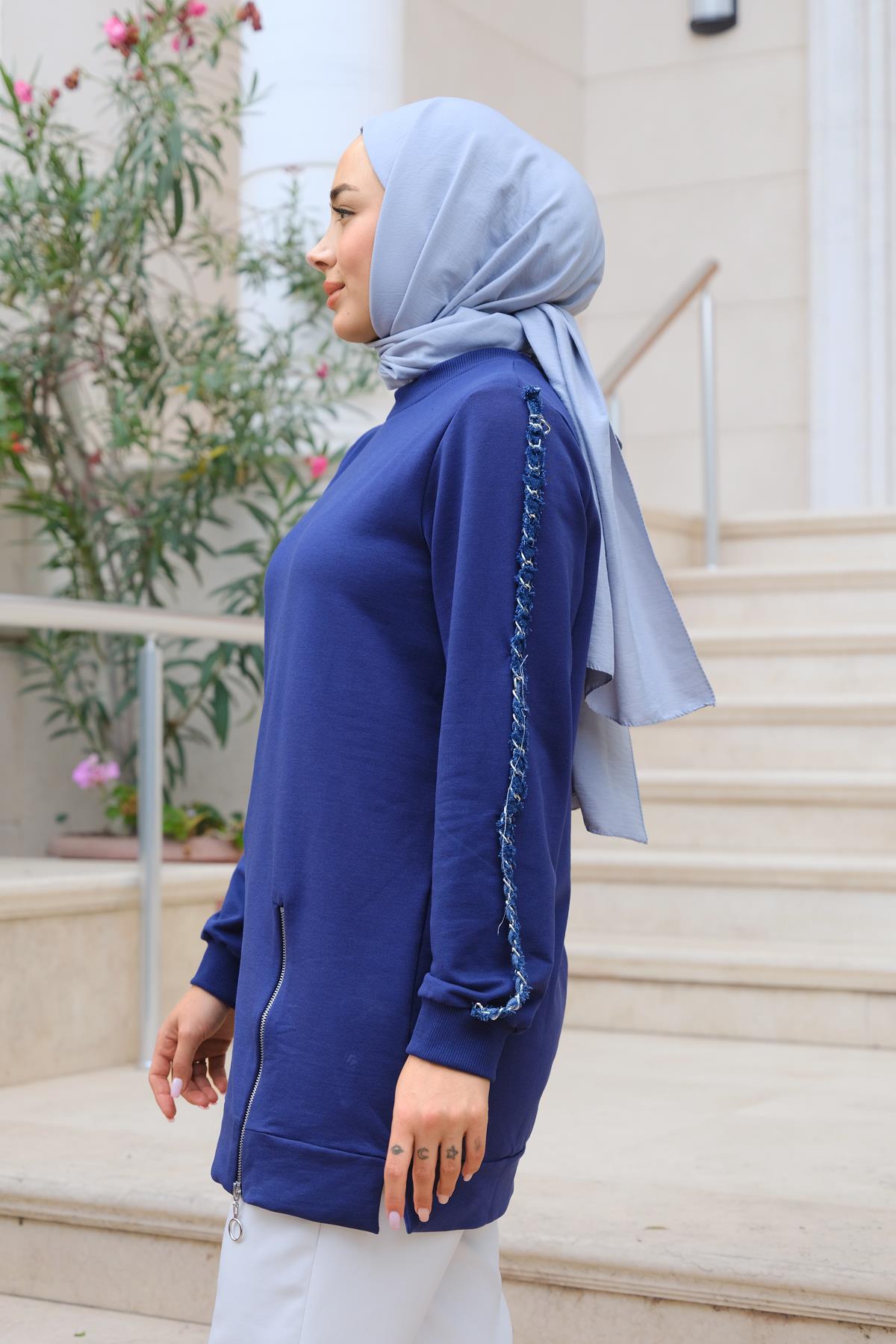 Kolları Zincirli Fermuar Detay Tunik Lacivert