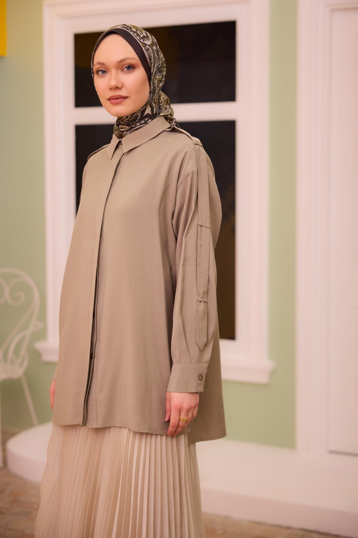 Kolu Apolet Detaylı Gömlek Yeşil