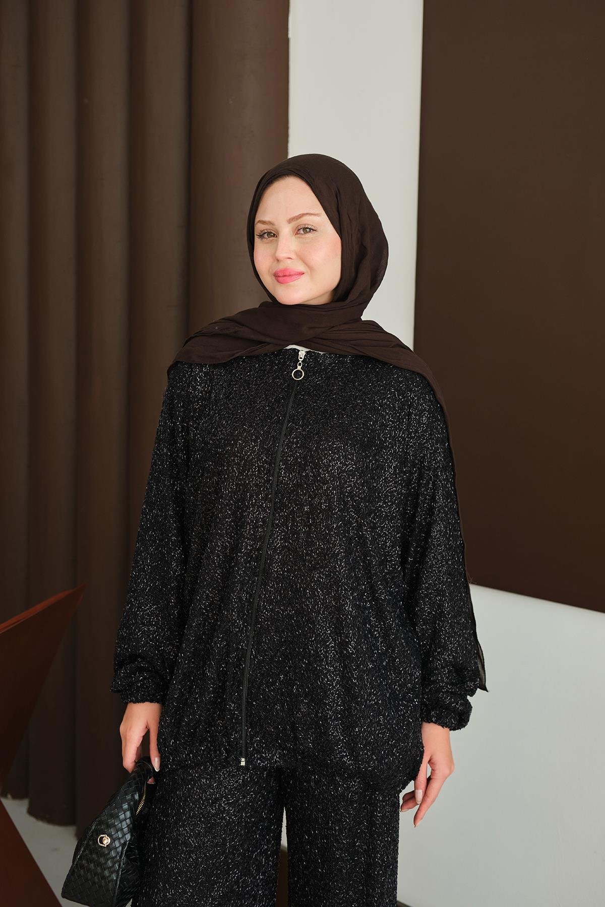 Küçük Boncuk Detaylı İkili Takım Siyah