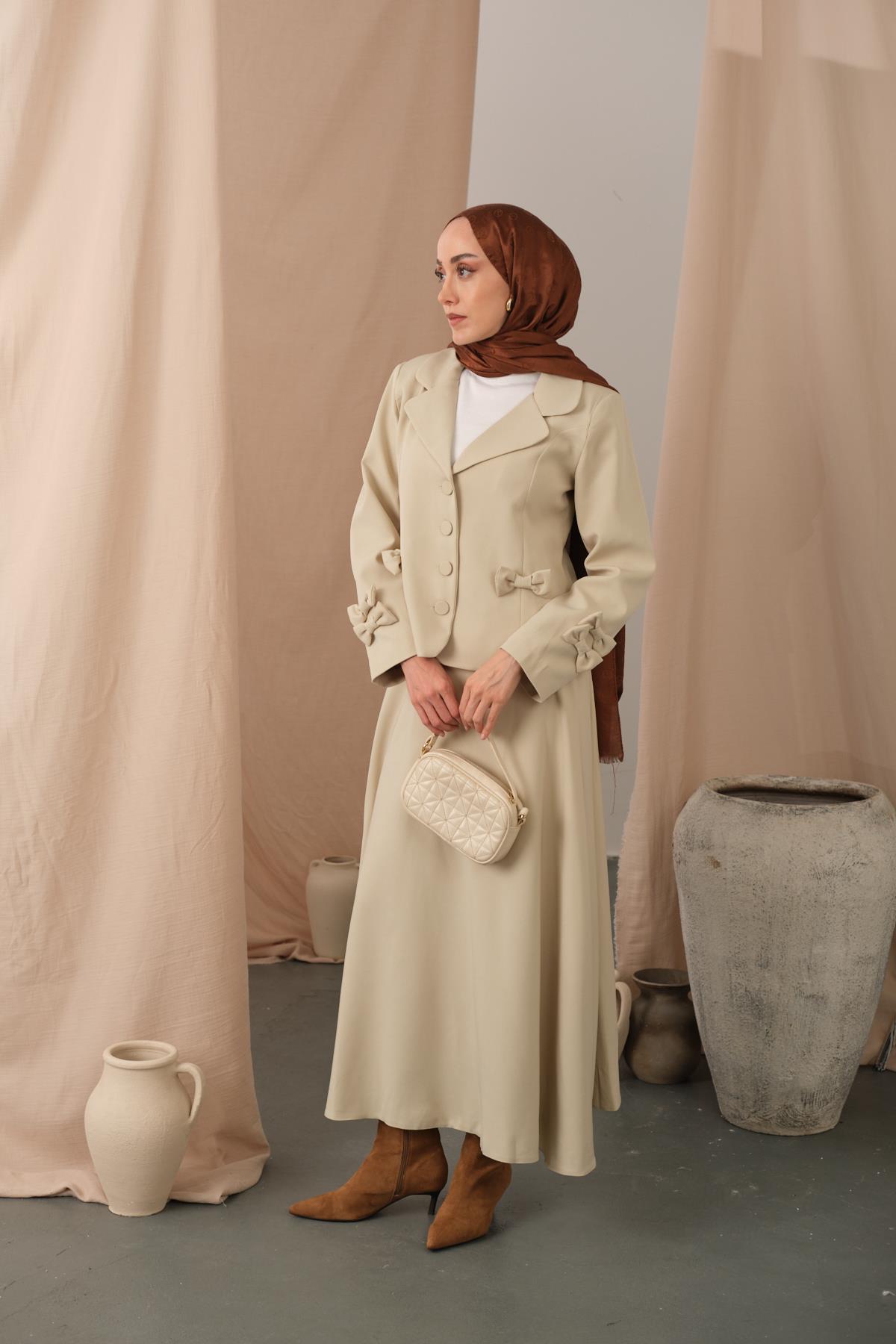 Kurdele Detaylı Takım Krem