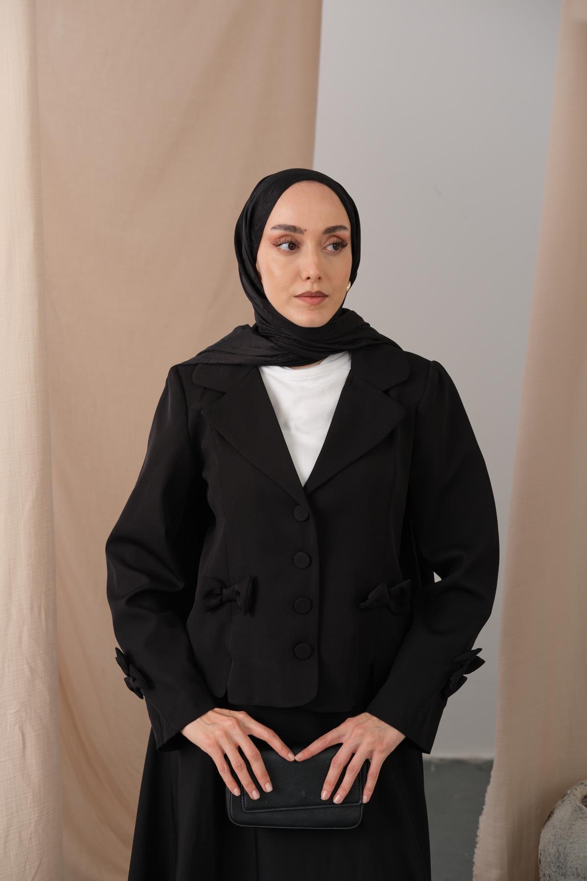 Kurdele Detaylı Takım Siyah