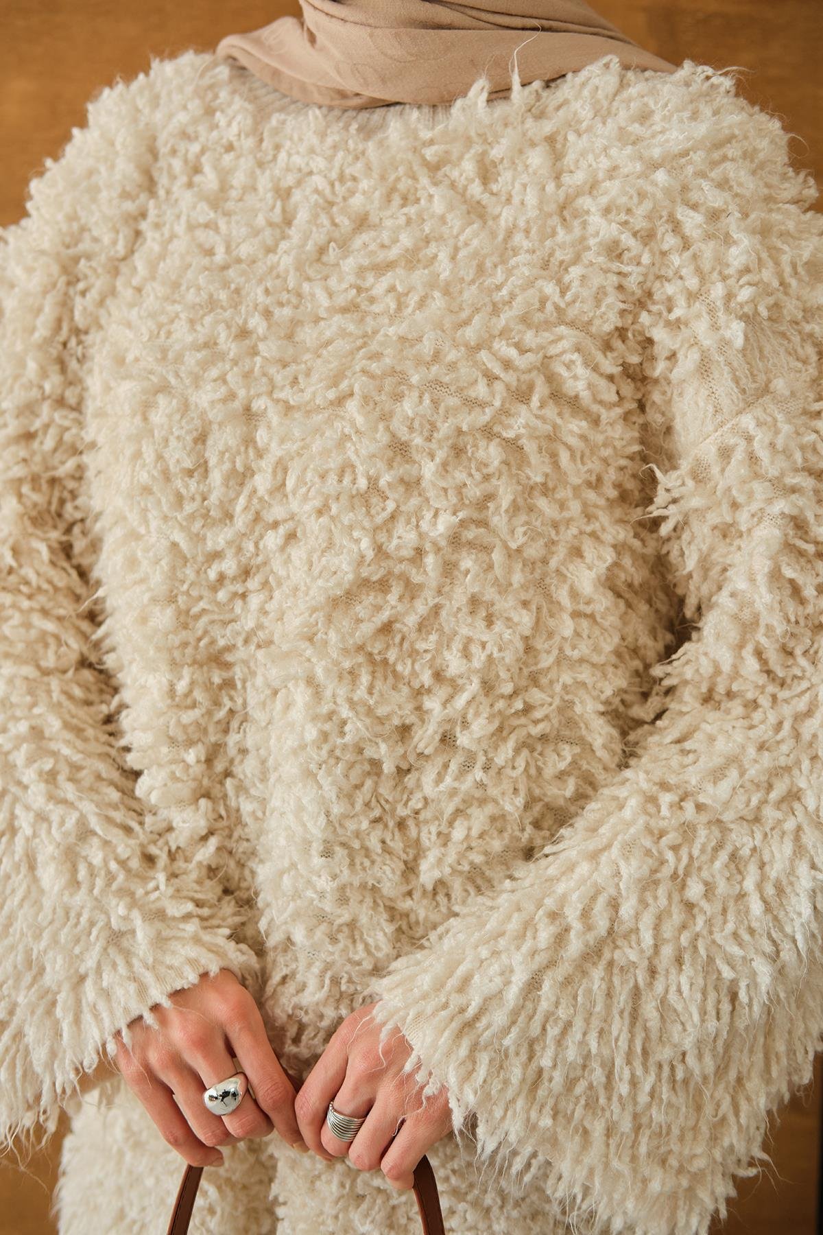 Kürk Detay Kazak Krem