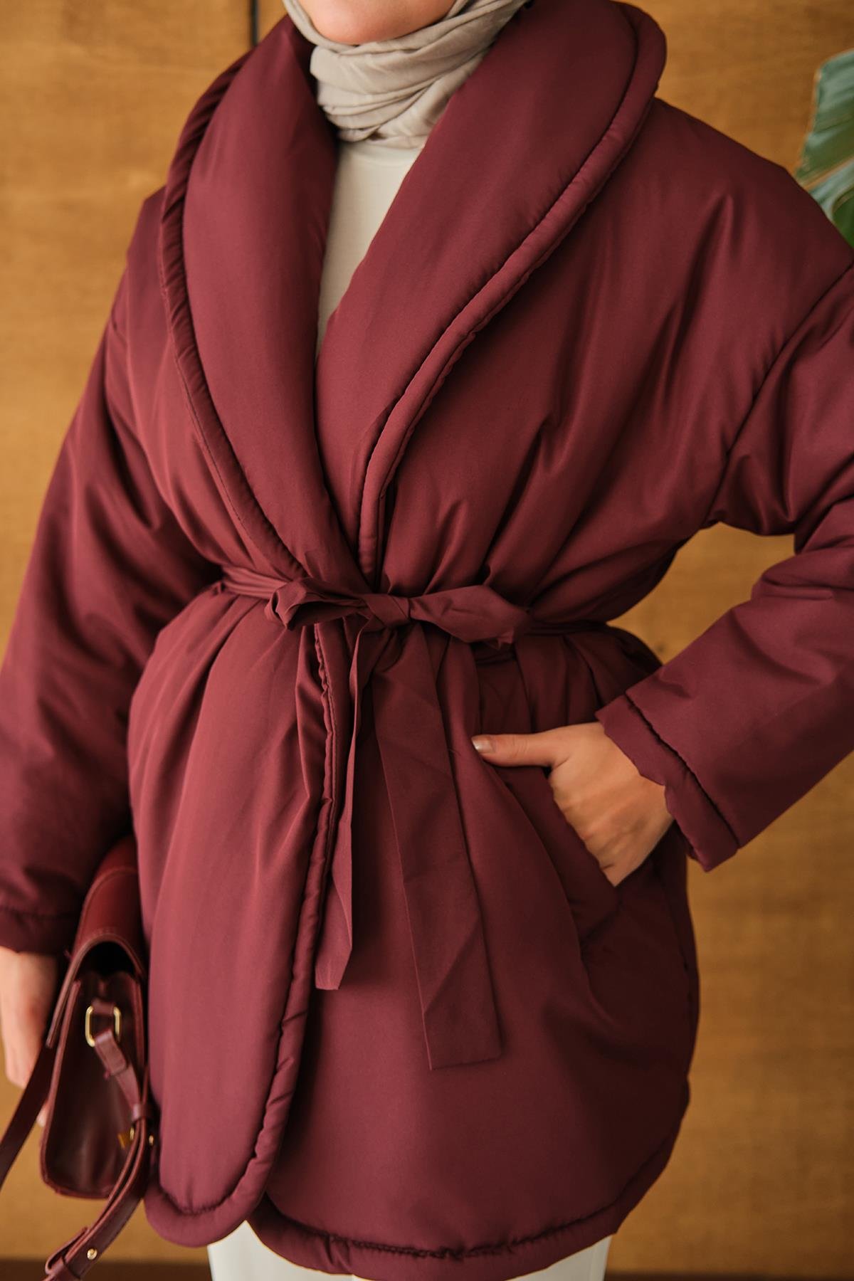 Kuşaklı Şişme Mont Bordo