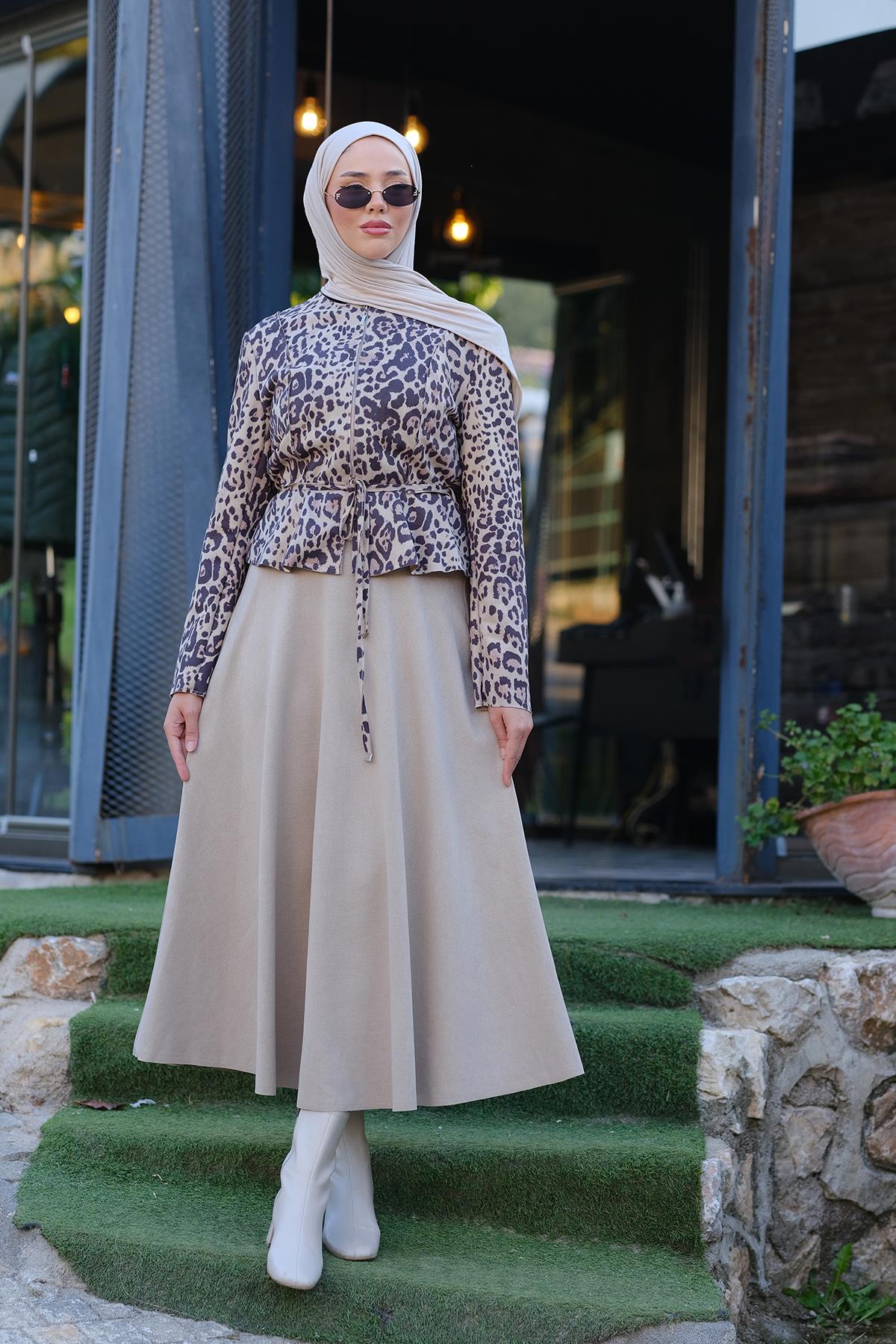 Leopar Deseni Etekli Takım Krem