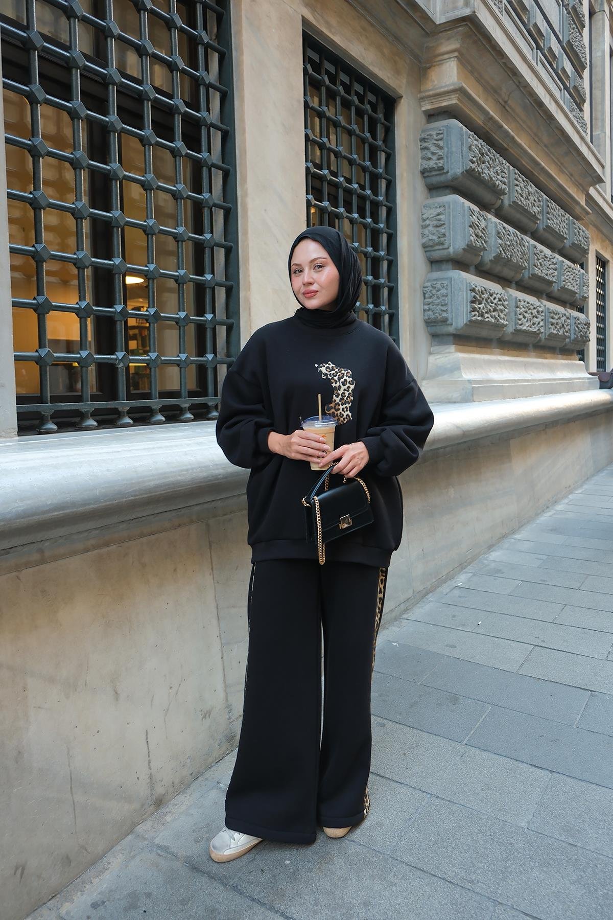 Leopar Desenli İkili Takım Siyah