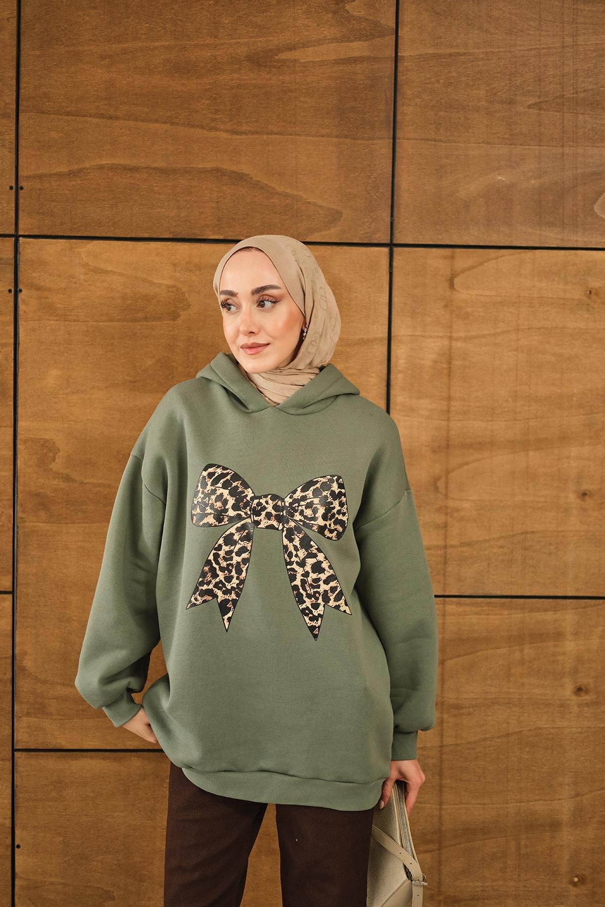 Leopar Kurdele Detaylı Sweat Yeşil