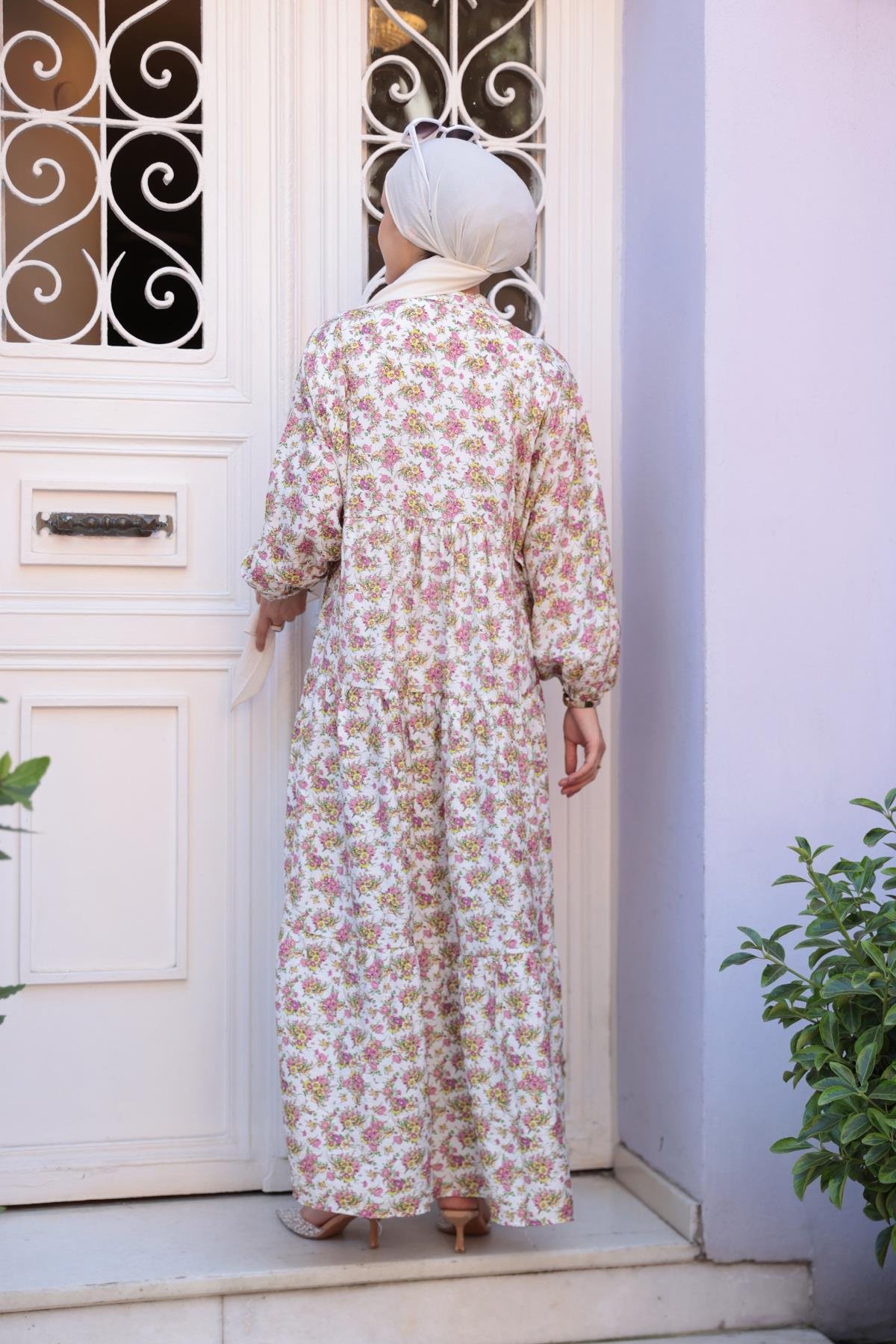 Menekşe Desen Elbise Beyaz