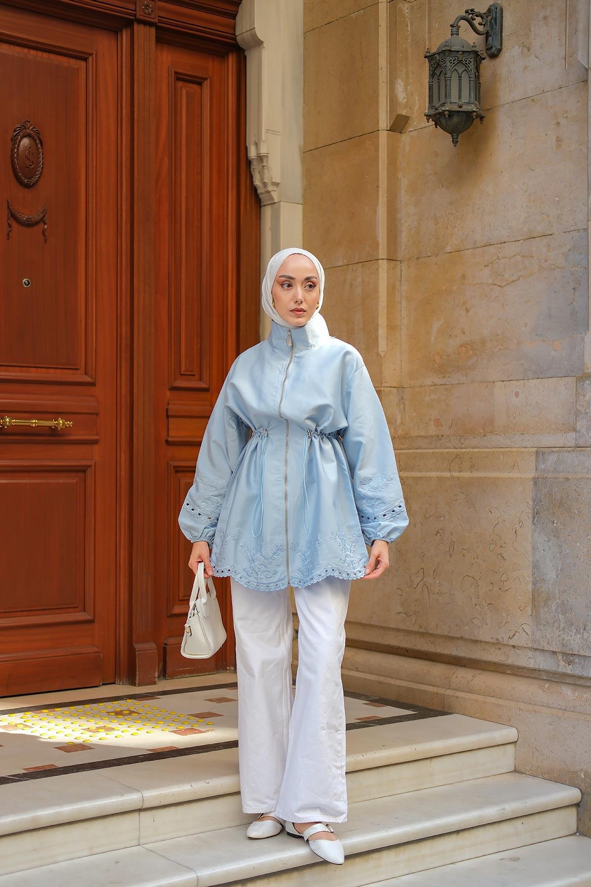 Nakış Detaylı Ceket Mavi