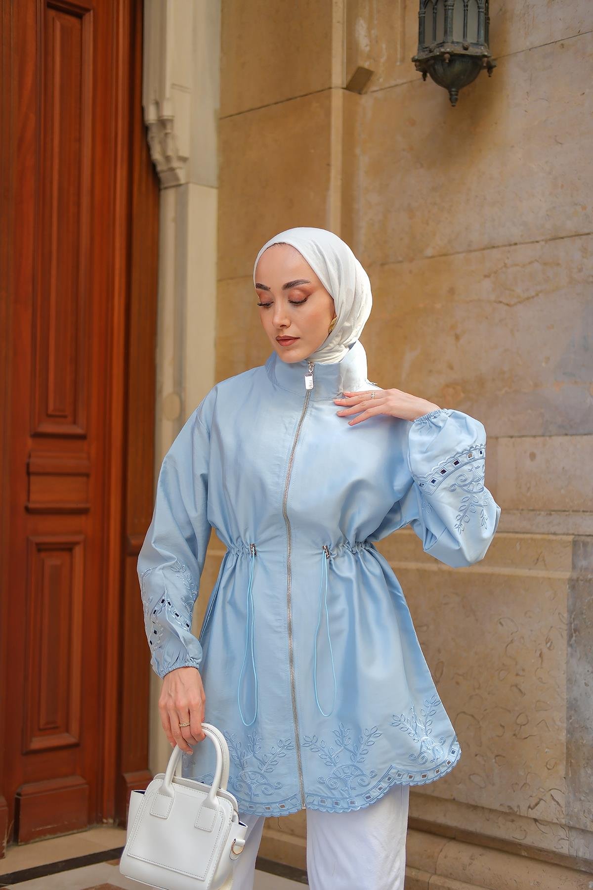 Nakış Detaylı Ceket Mavi