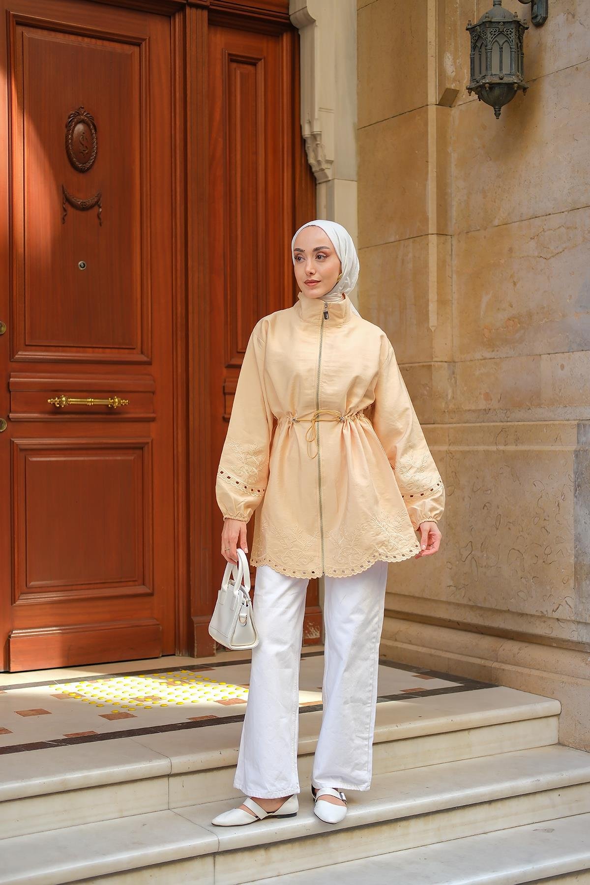 Nakış Detaylı Ceket Sarı