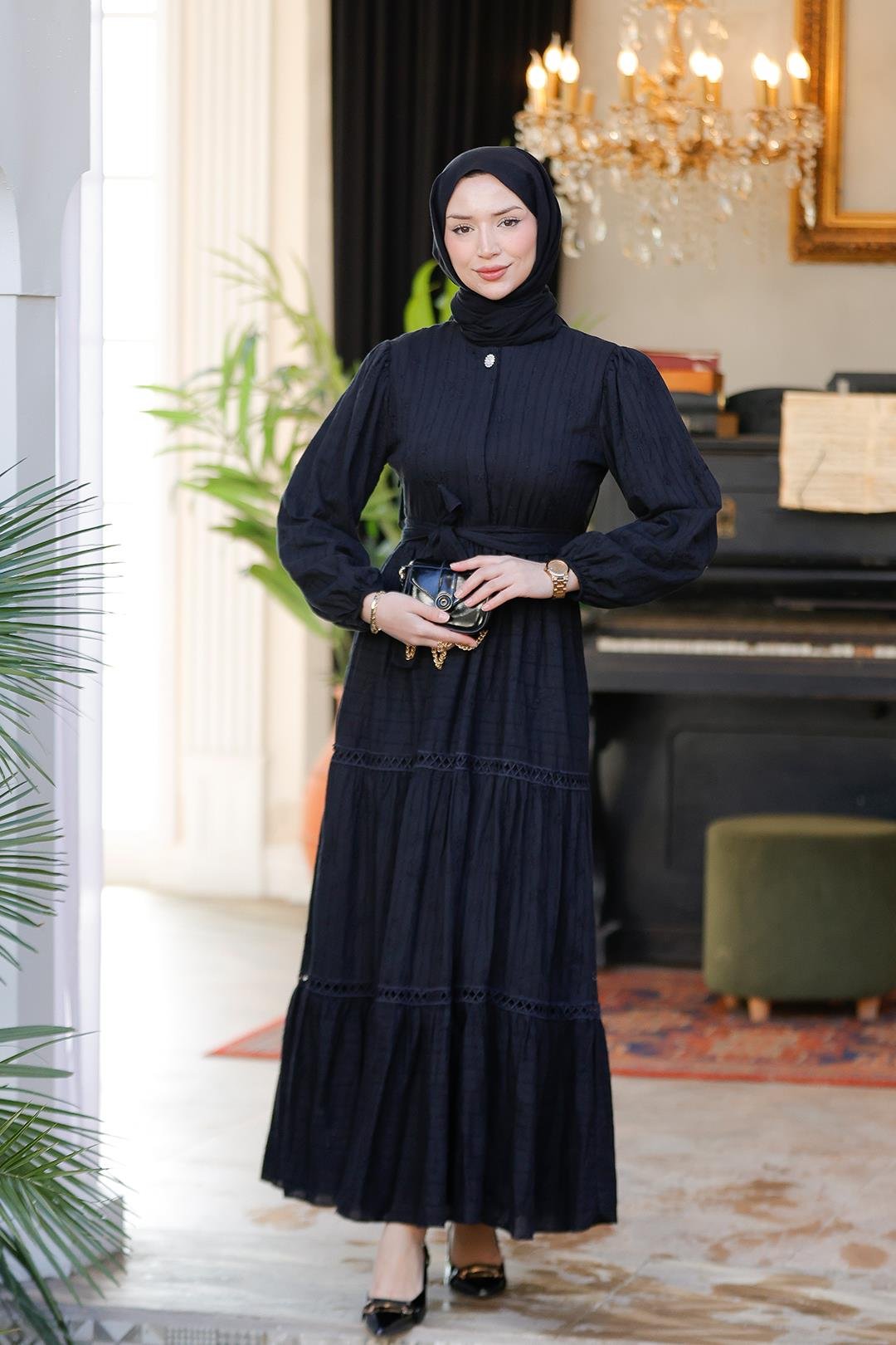 Nakış Detaylı Jakar Elbise Siyah