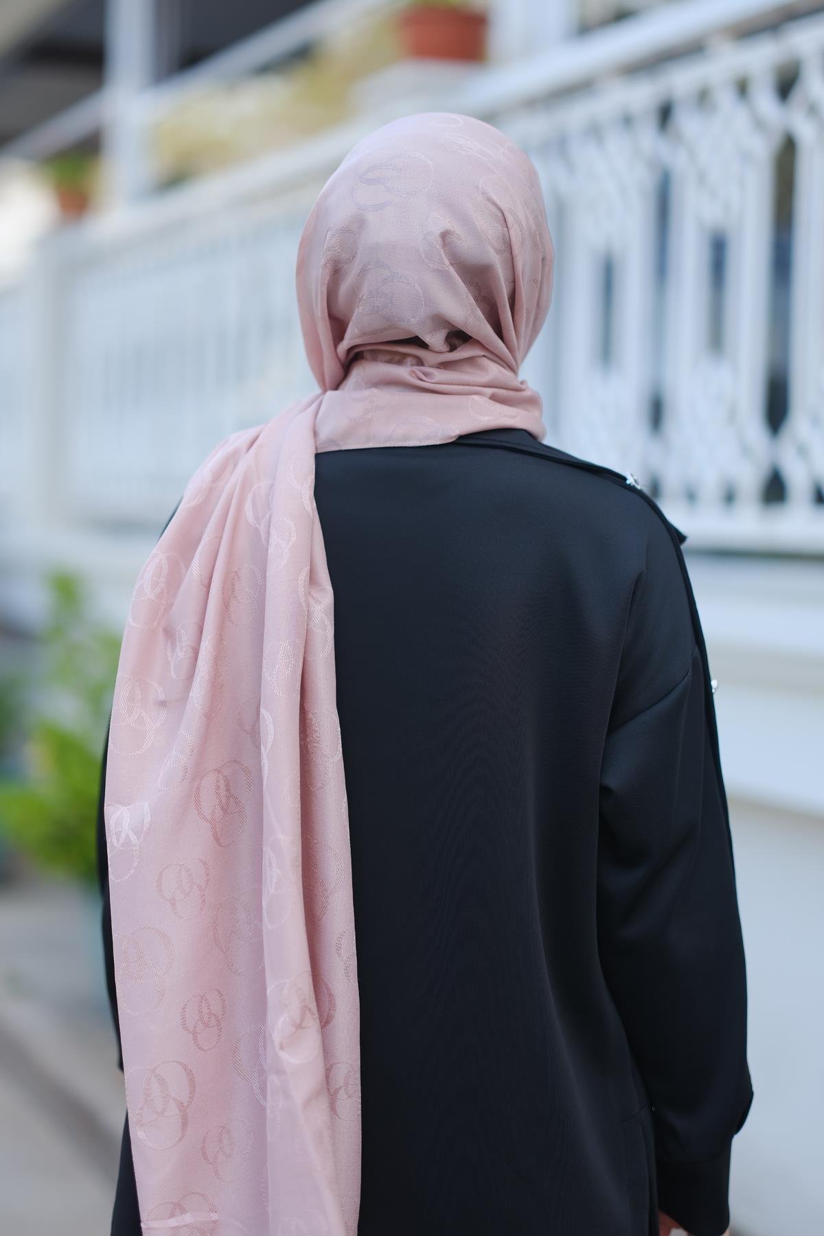 Nur Desenli Jakar Şal Açık Pudra