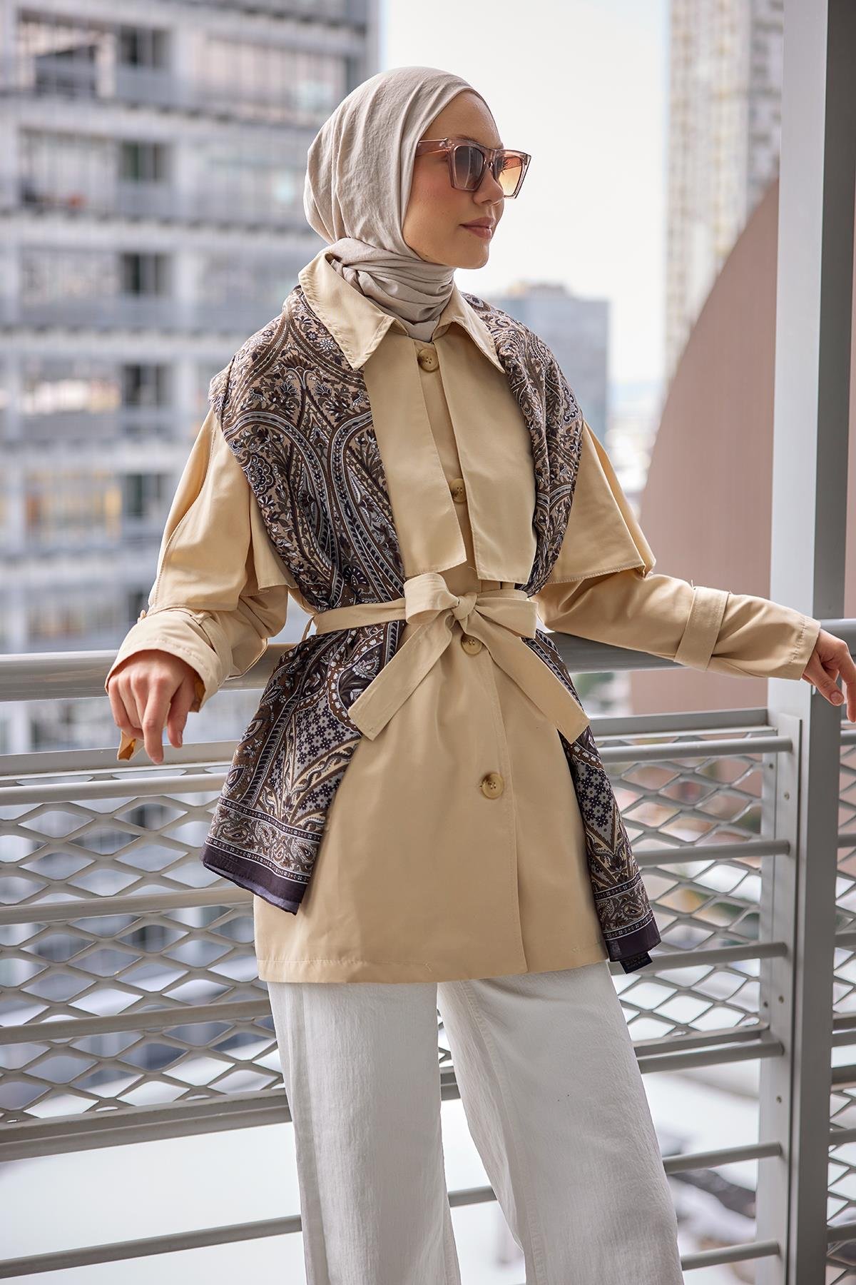 Omuz Apolet Detaylı Kısa Trenç  Vizon