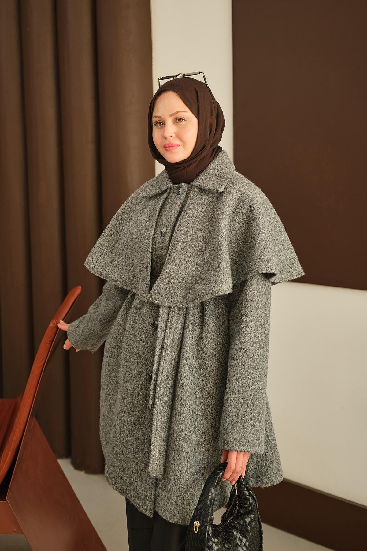 Omuz Pelerinli Peluş Kaşe Kaban Gri