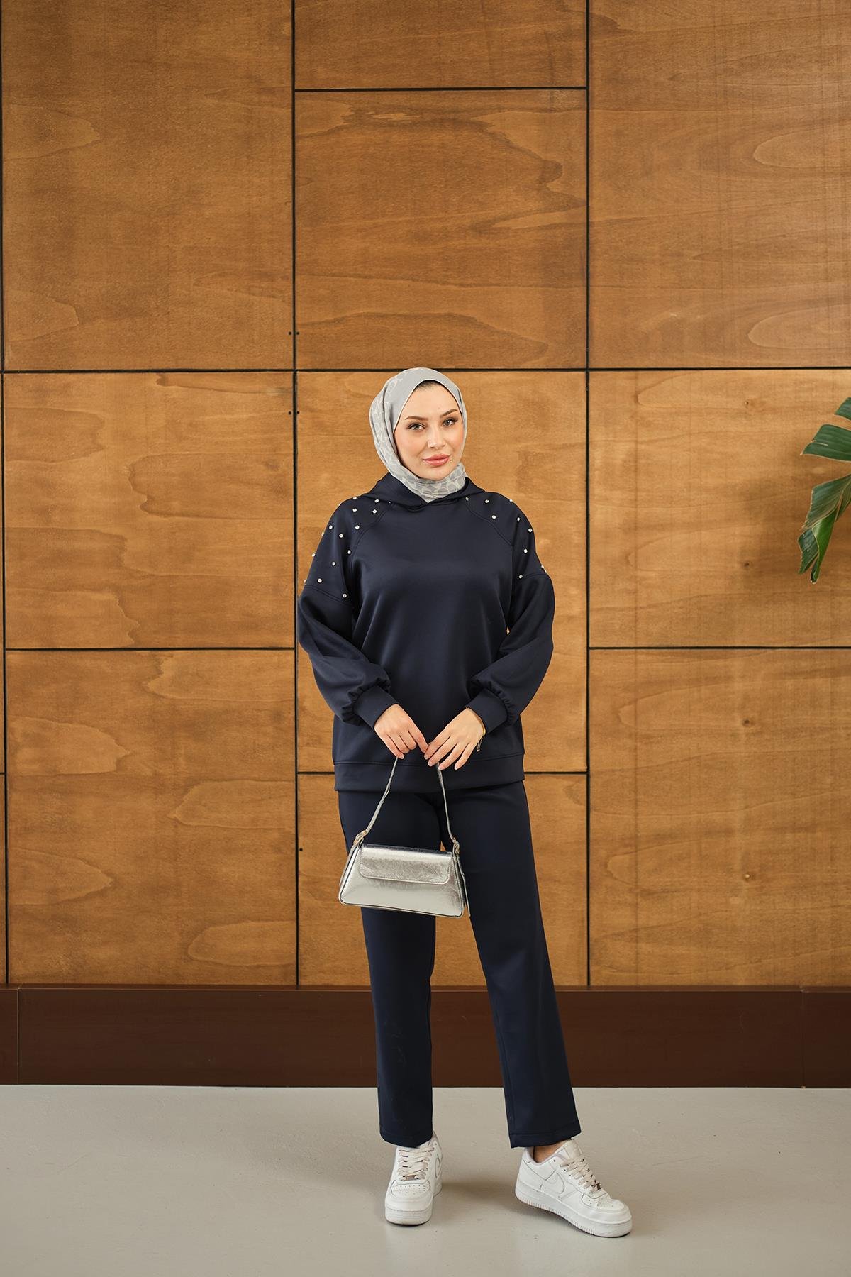 Omuz Taş Detay Kapüşonlu Takım Lacivert