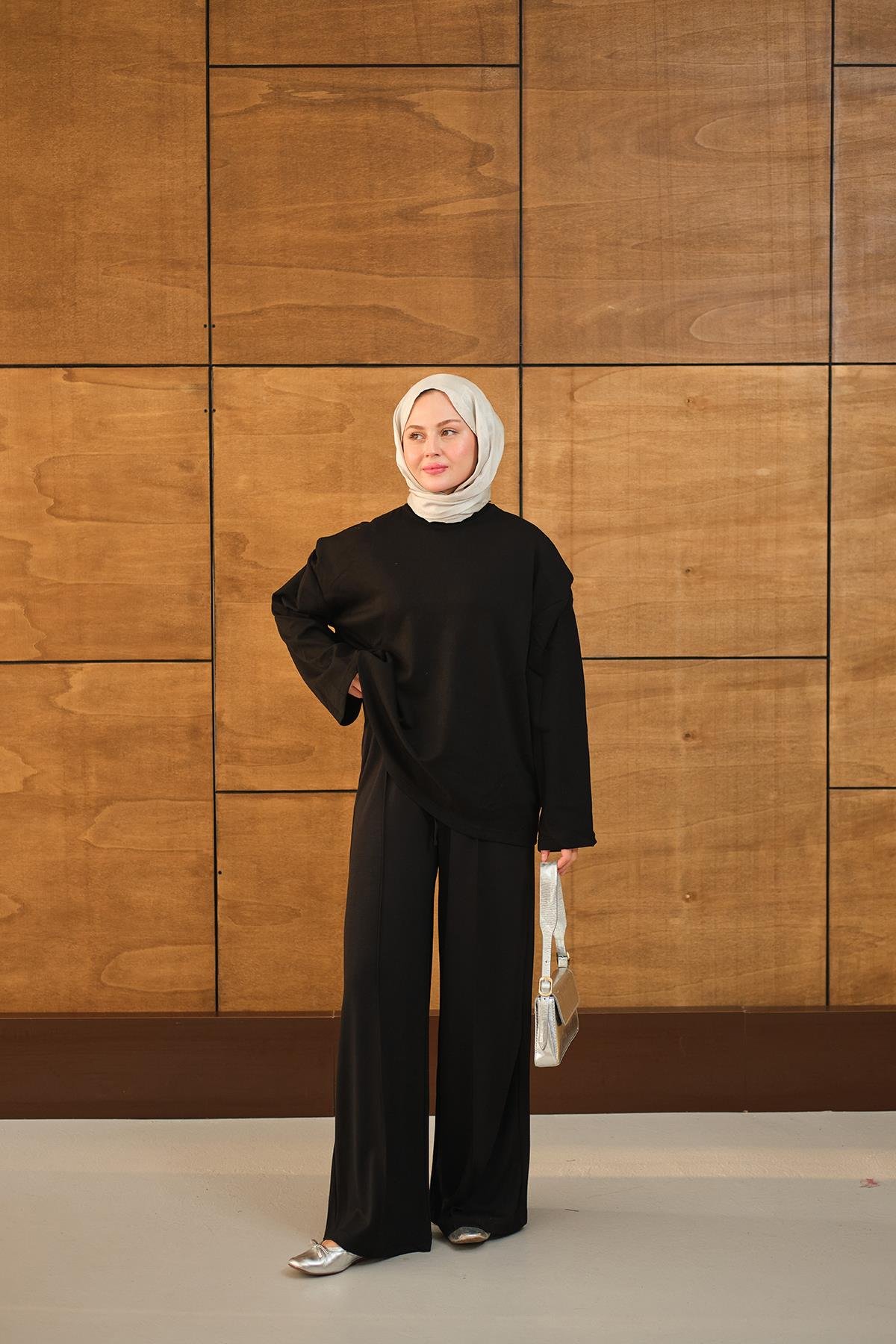 Omuz Vatkalı Takım Siyah