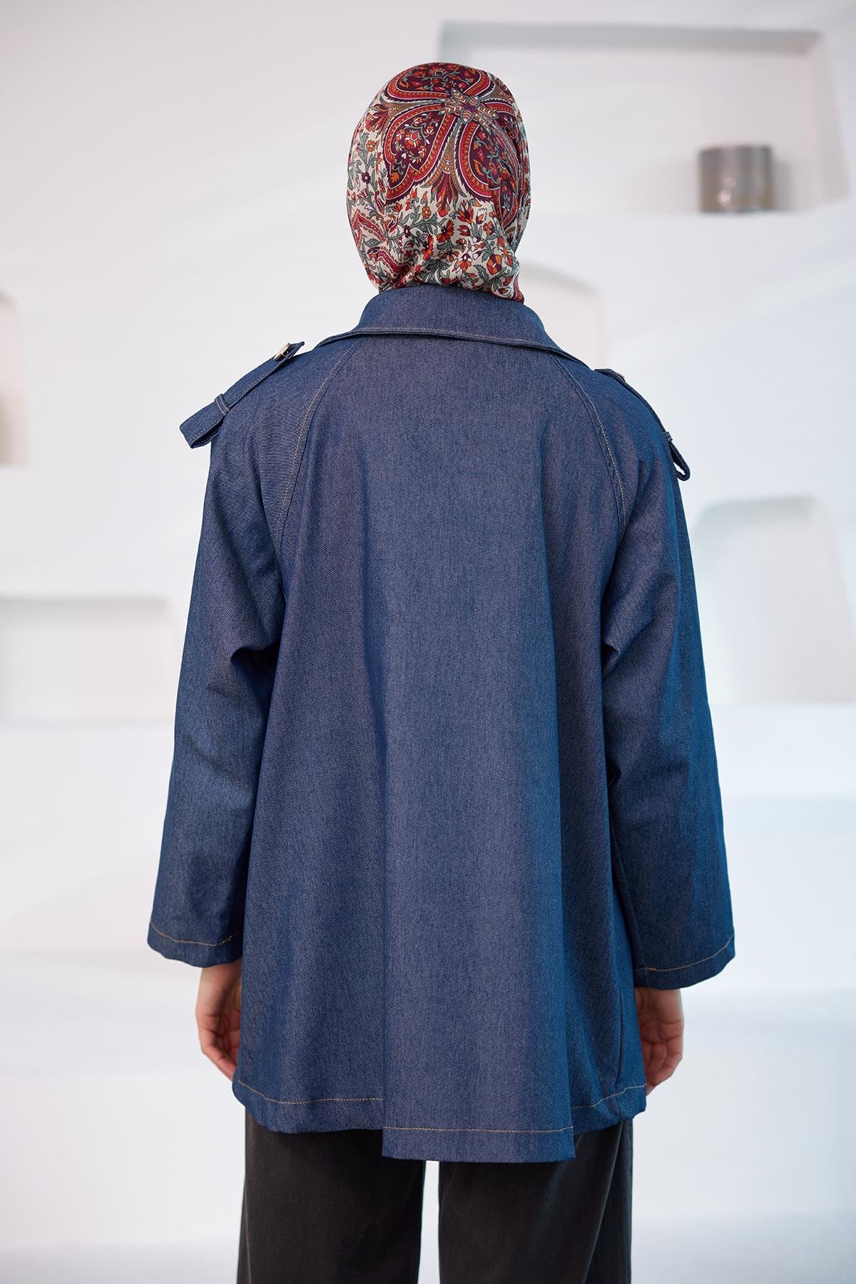 Omuzları Apolet Detaylı Jean Ceket Mavi